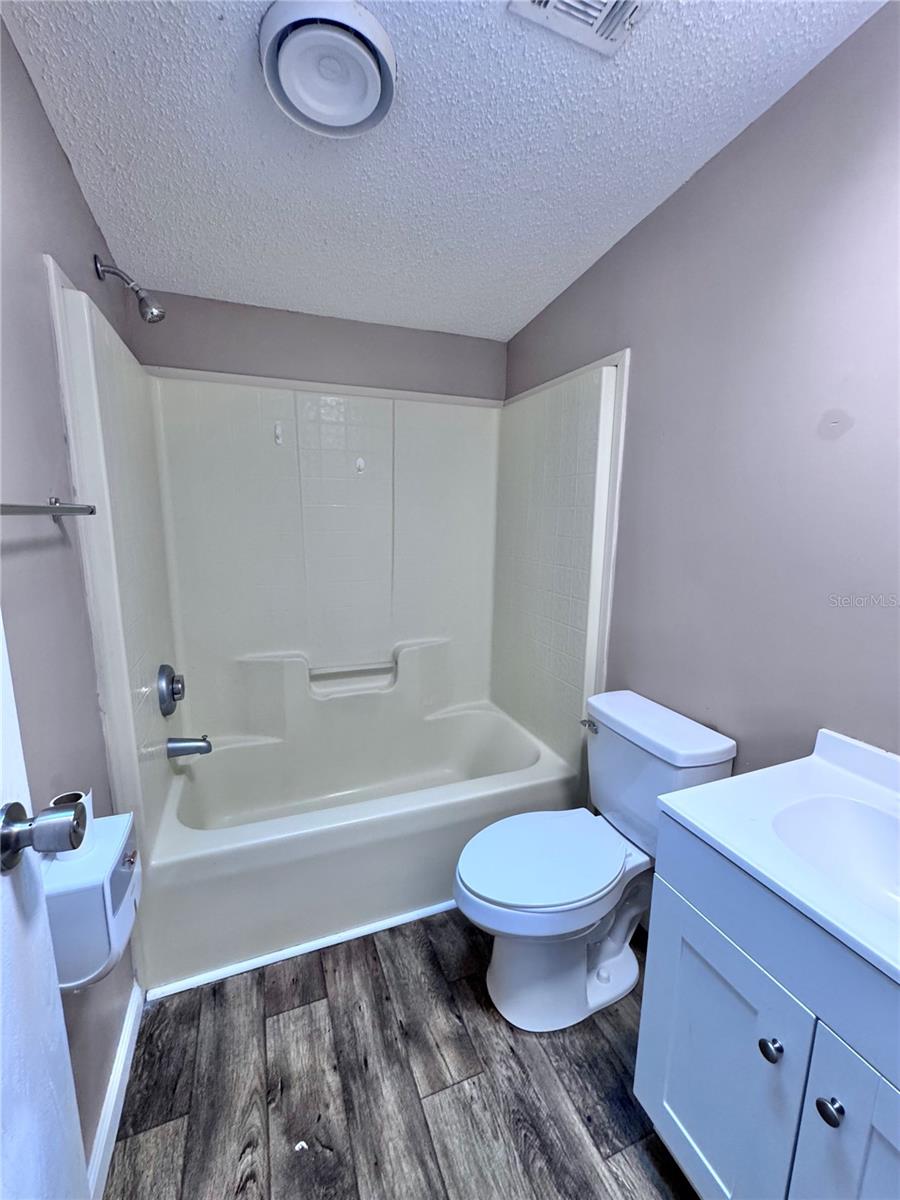 Image 18 of 25 For 4300 Meadow Ridge Avenue