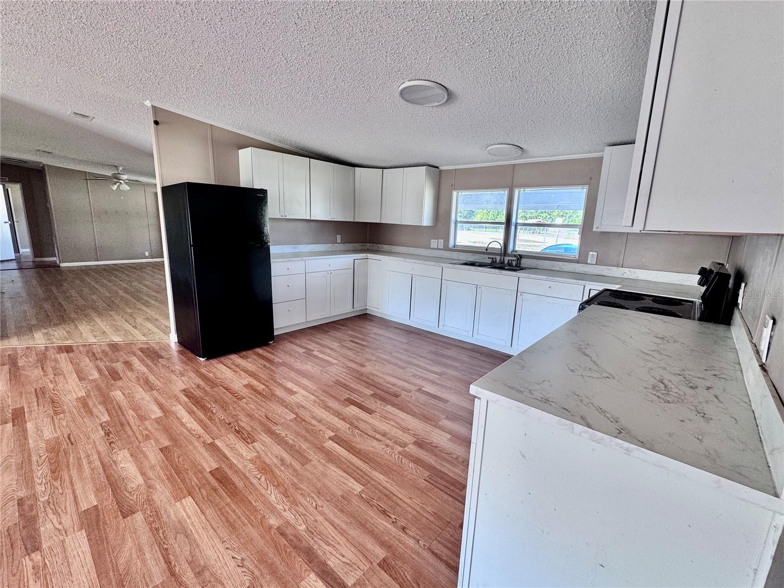 Image 7 of 25 For 4300 Meadow Ridge Avenue