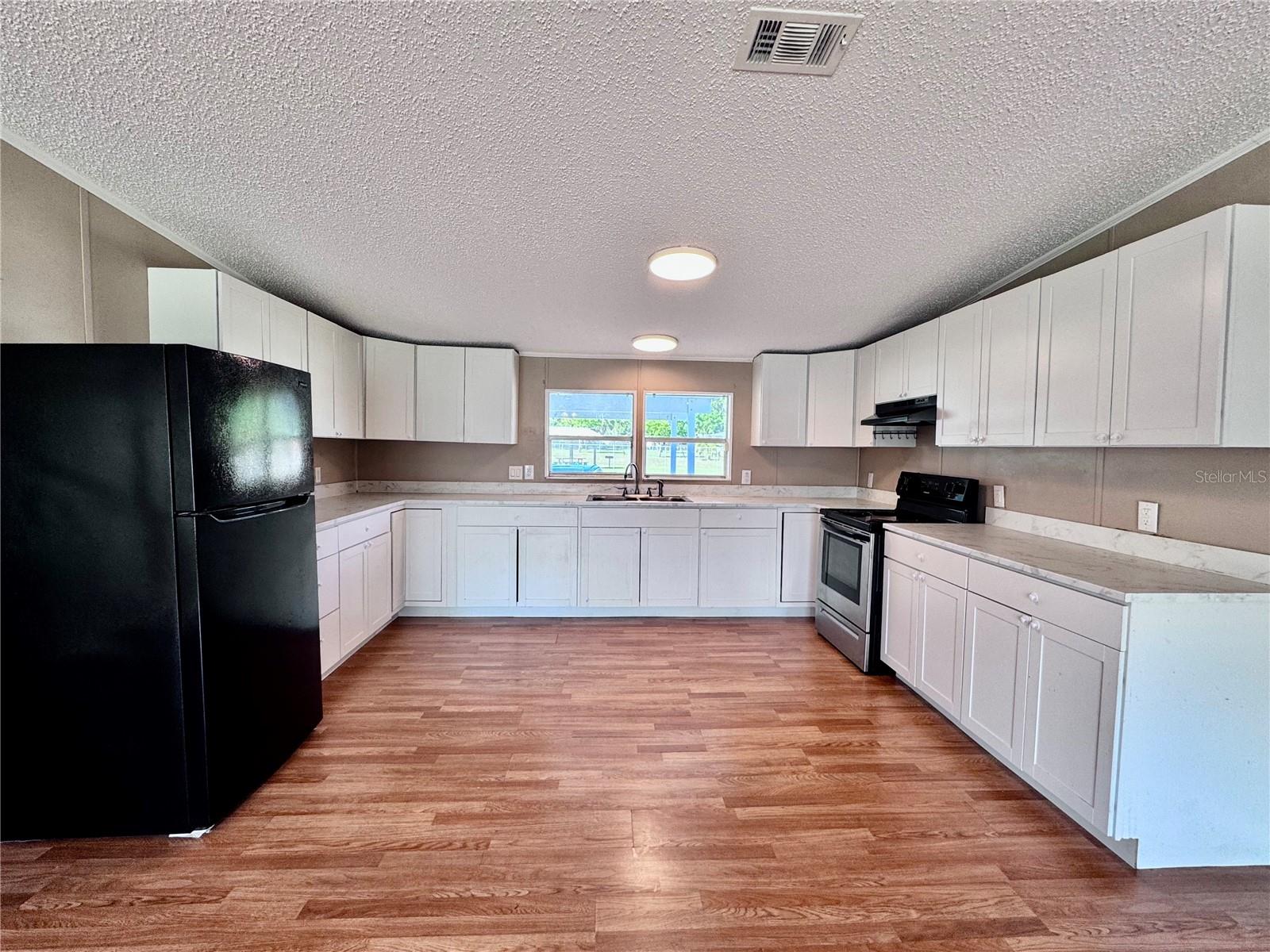 Image 8 of 25 For 4300 Meadow Ridge Avenue