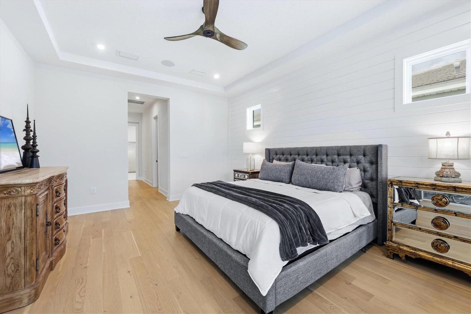 Image 20 of 43 For 8532 Beechlake Court