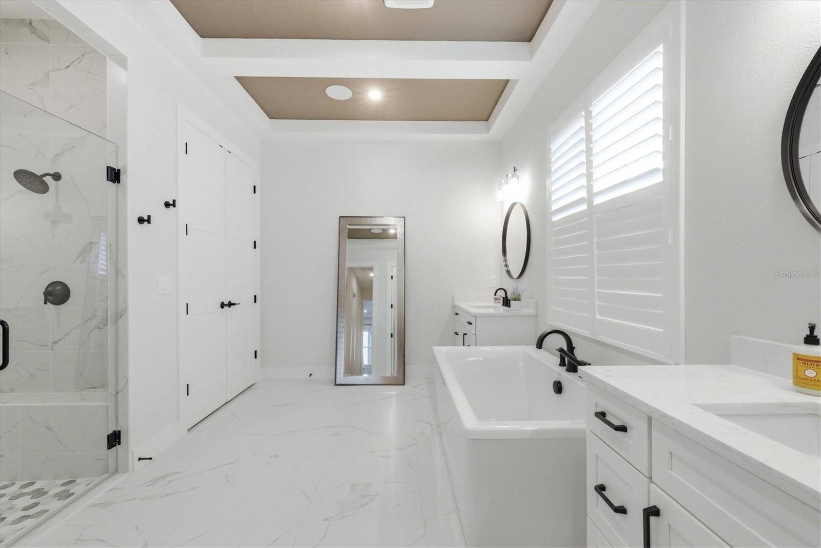 Image 24 of 43 For 8532 Beechlake Court