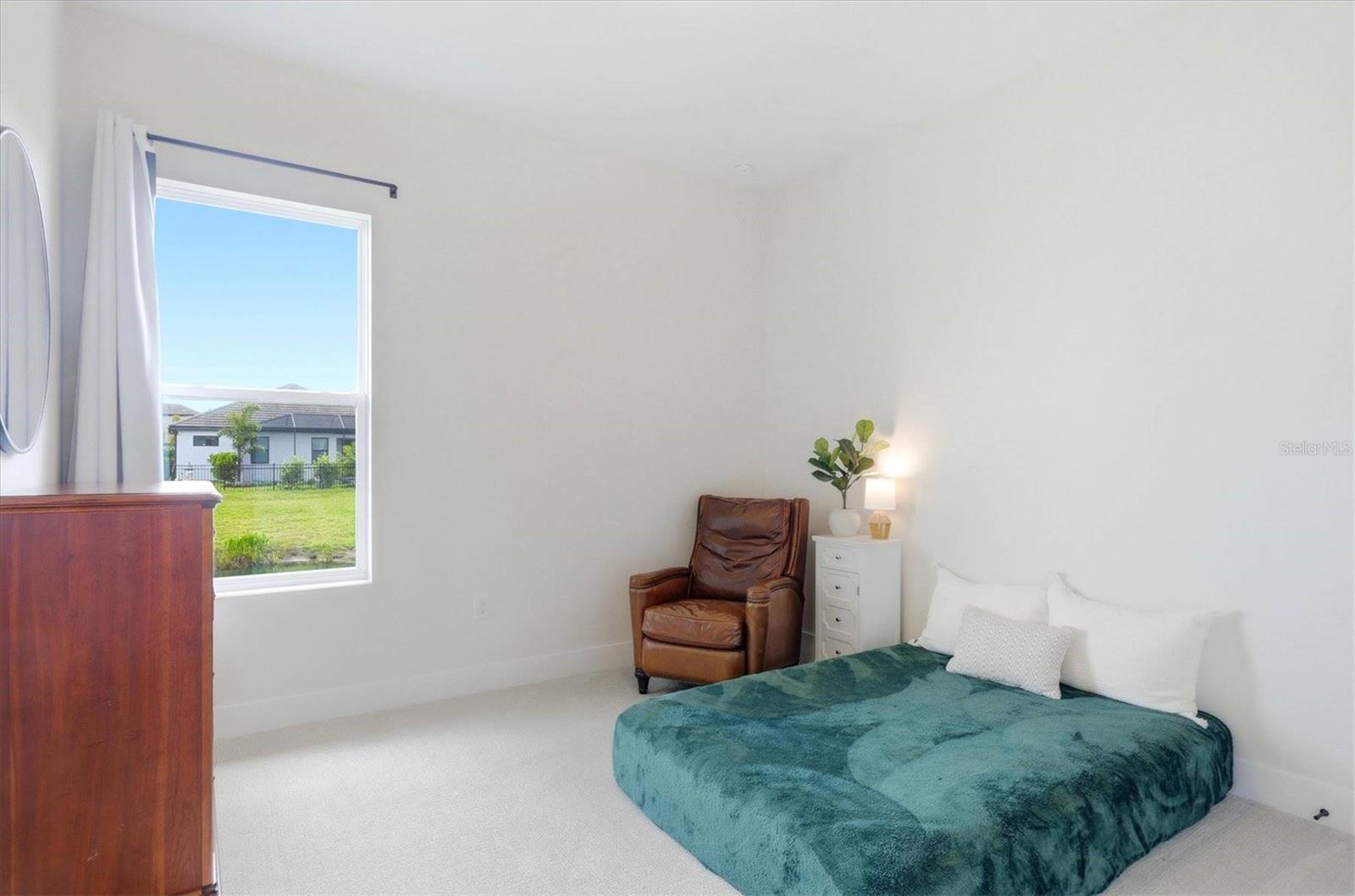 Image 32 of 43 For 8532 Beechlake Court