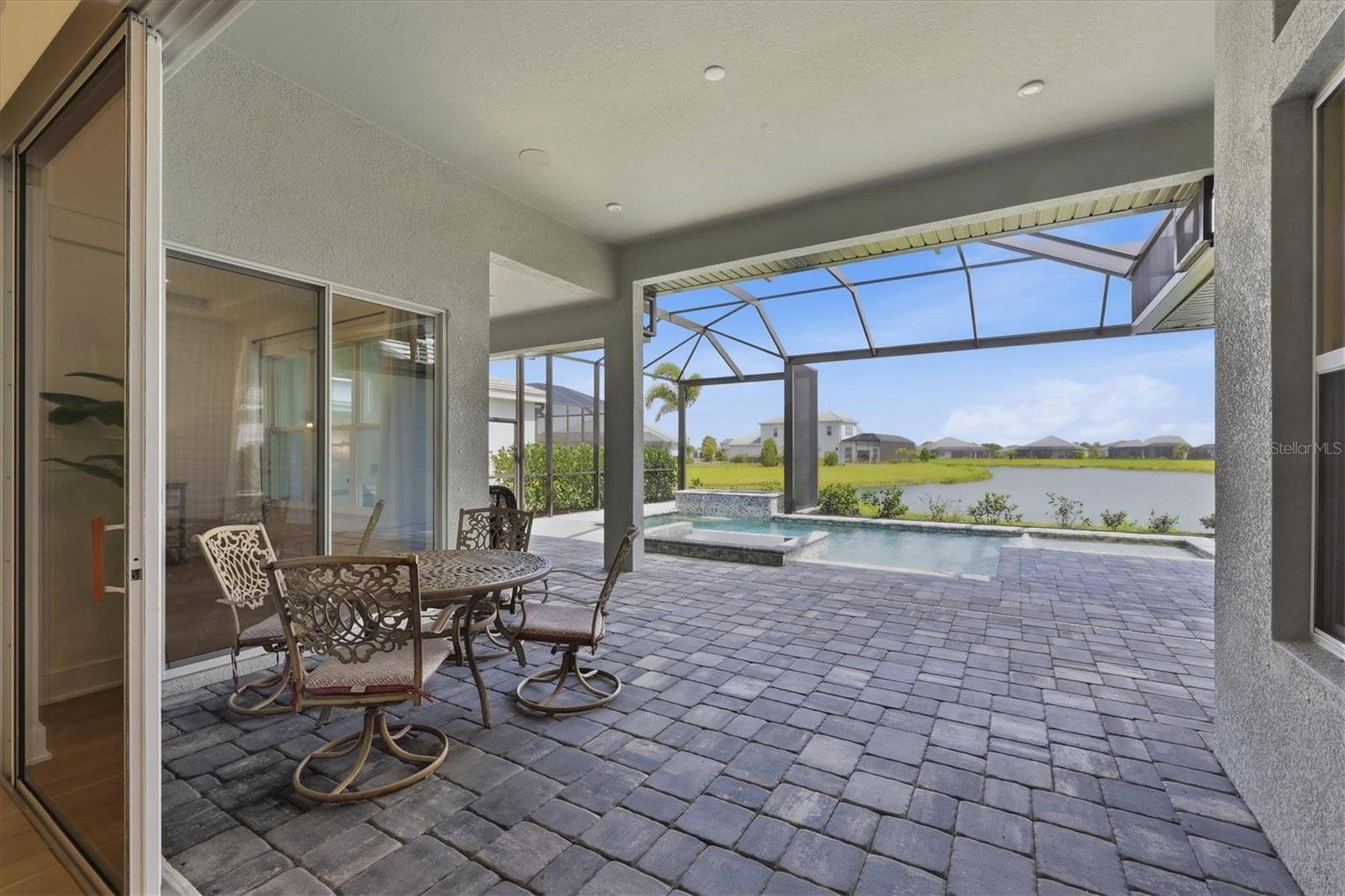 Image 4 of 43 For 8532 Beechlake Court