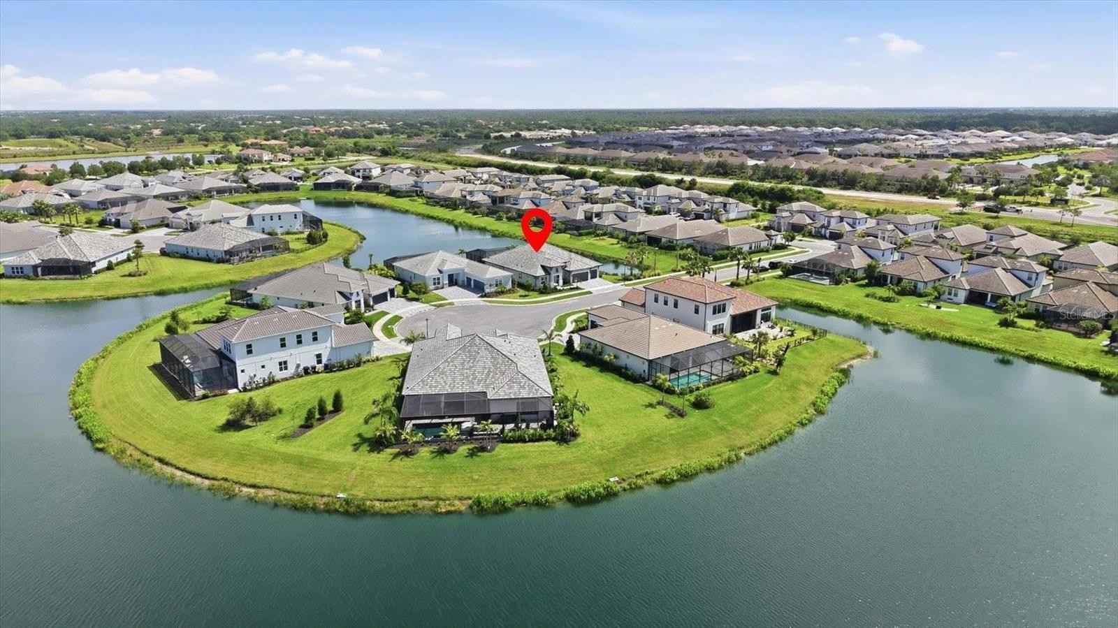 Image 42 of 43 For 8532 Beechlake Court