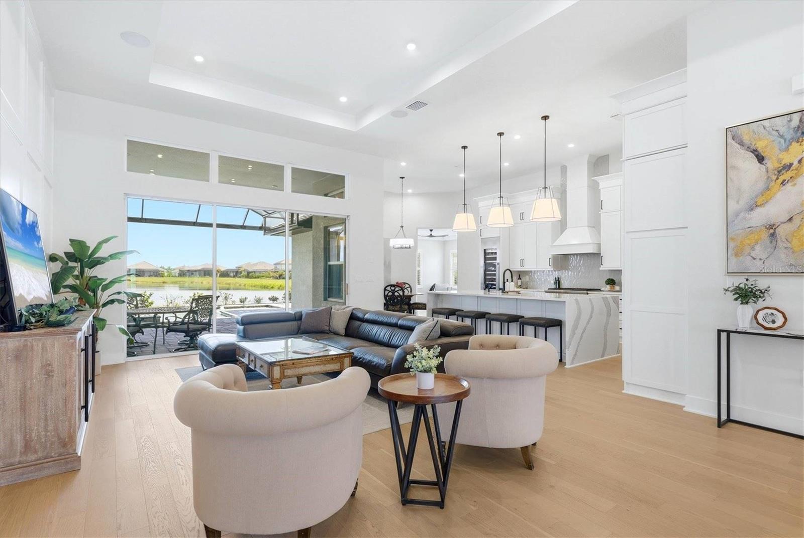 Image 9 of 43 For 8532 Beechlake Court