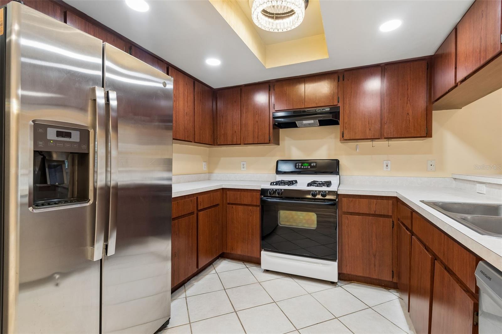 Image 11 of 39 For 8445 River Dune Street