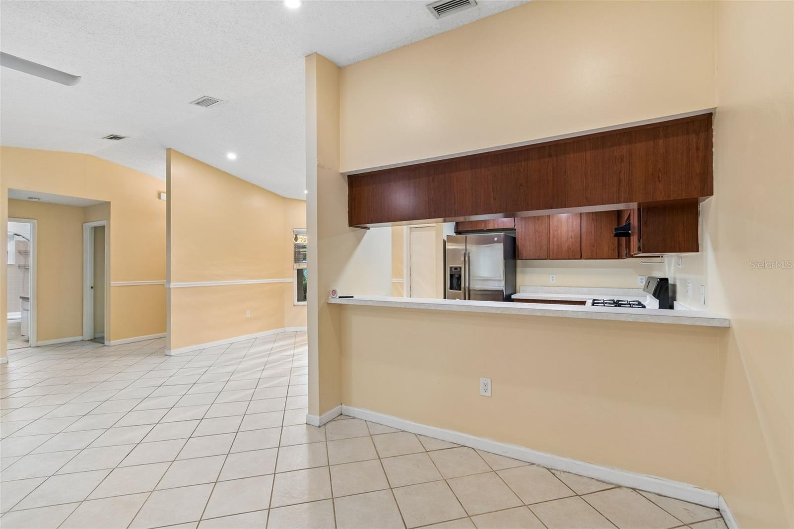 Image 12 of 39 For 8445 River Dune Street