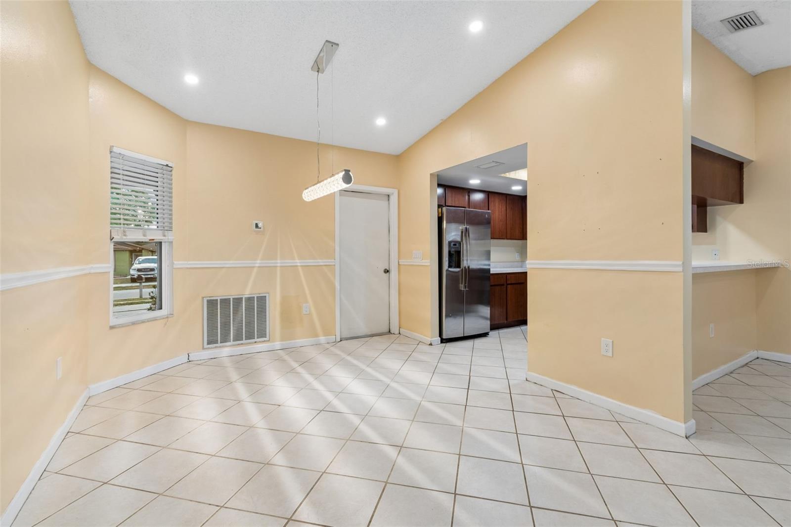 Image 8 of 39 For 8445 River Dune Street