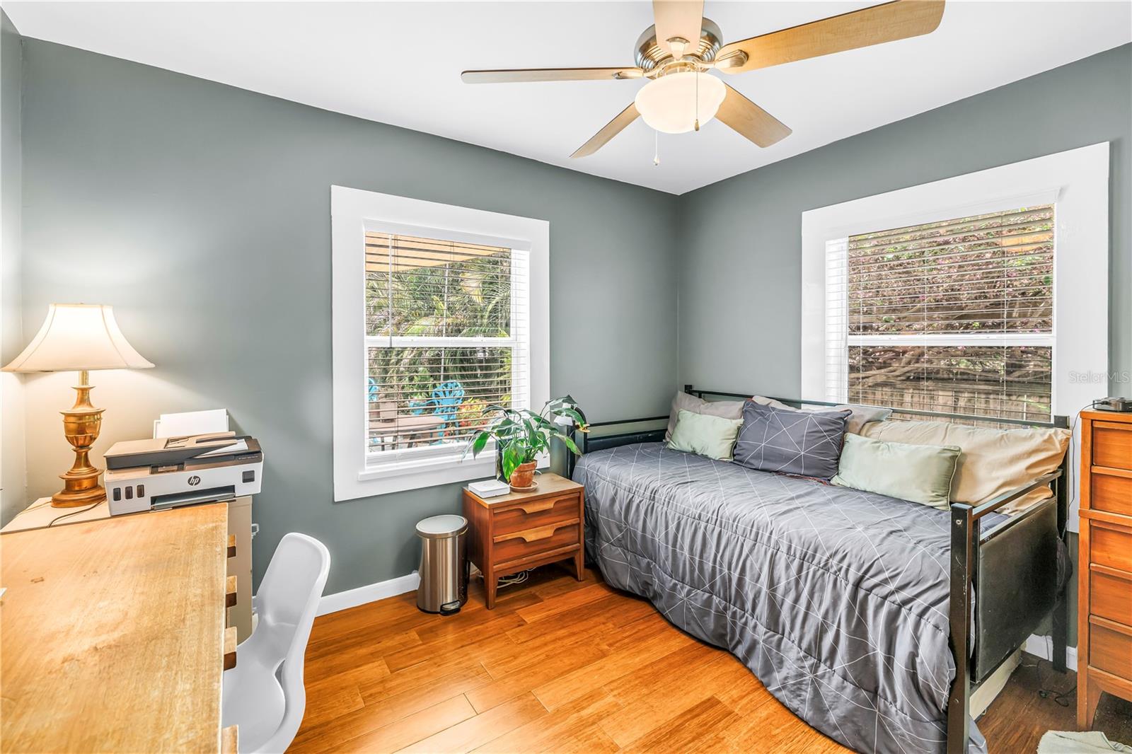 Image 12 of 70 For 2721 4th Avenue S