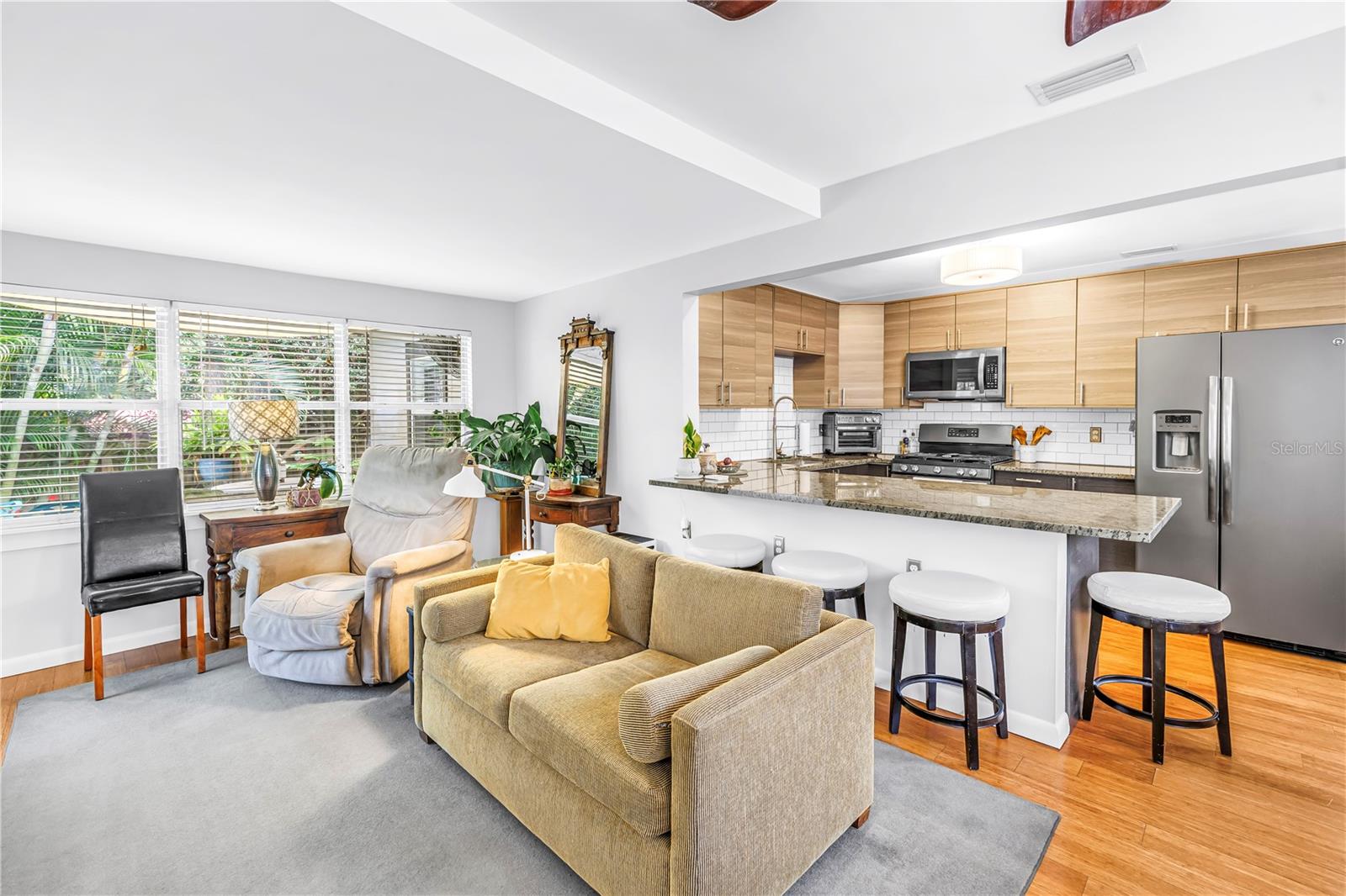 Image 21 of 70 For 2721 4th Avenue S