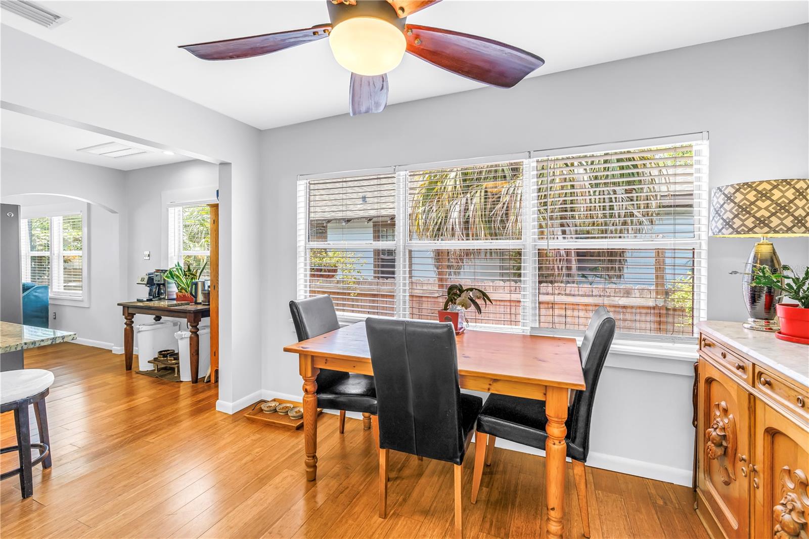 Image 23 of 70 For 2721 4th Avenue S