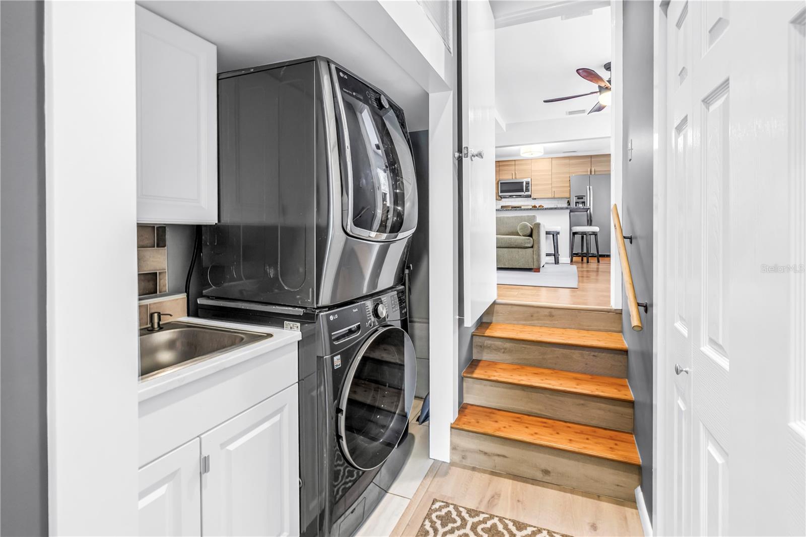 Image 24 of 70 For 2721 4th Avenue S