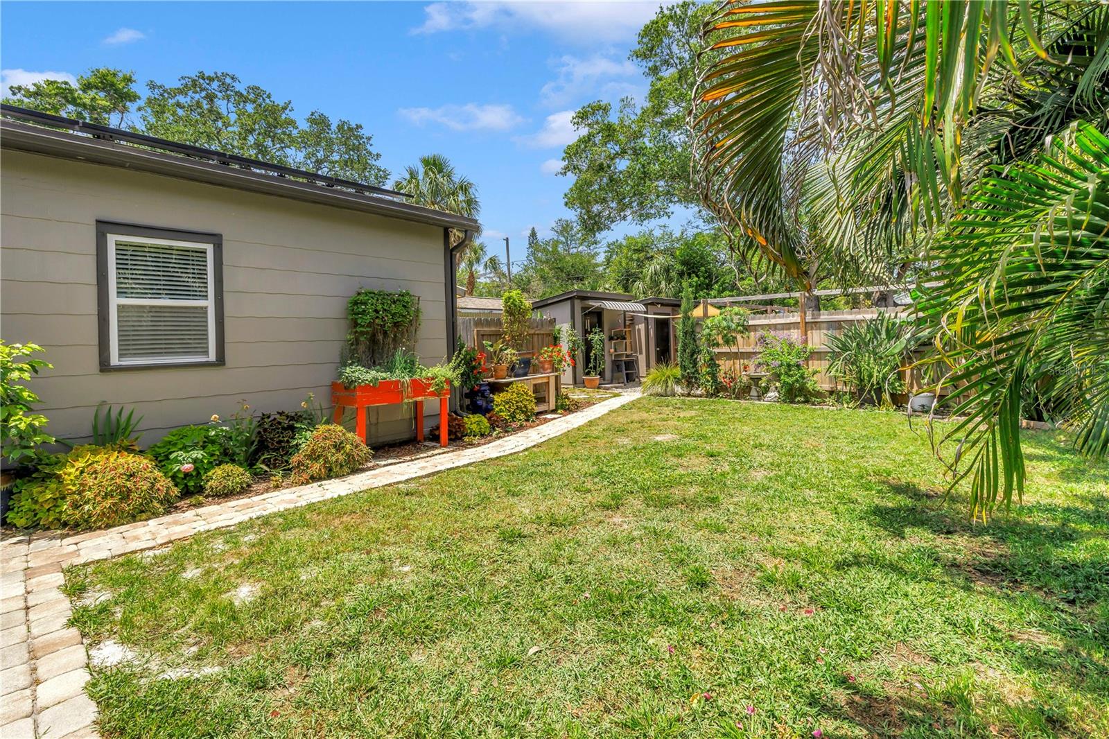 Image 36 of 70 For 2721 4th Avenue S