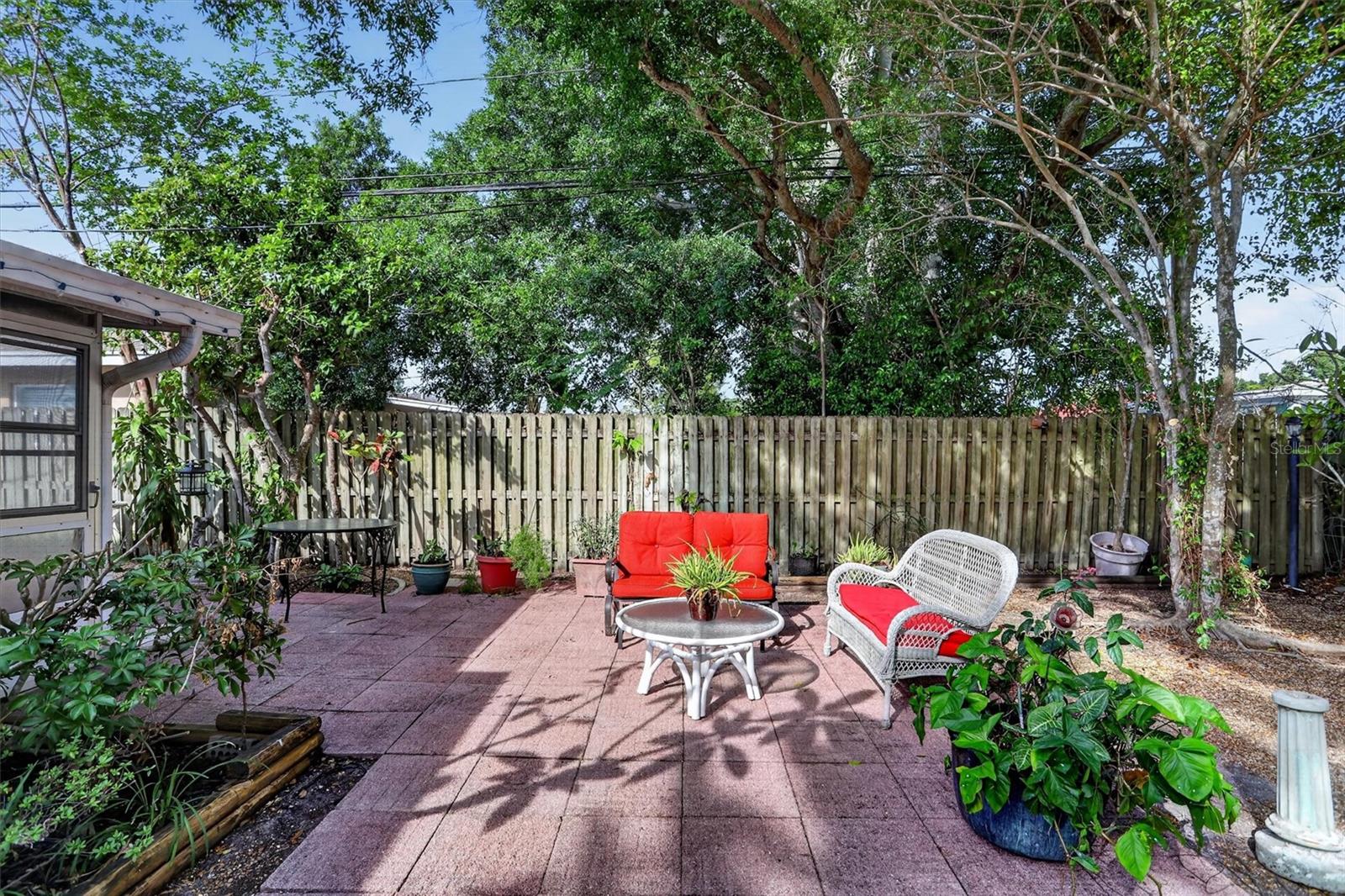 Image 21 of 25 For 2033 Timber Lane