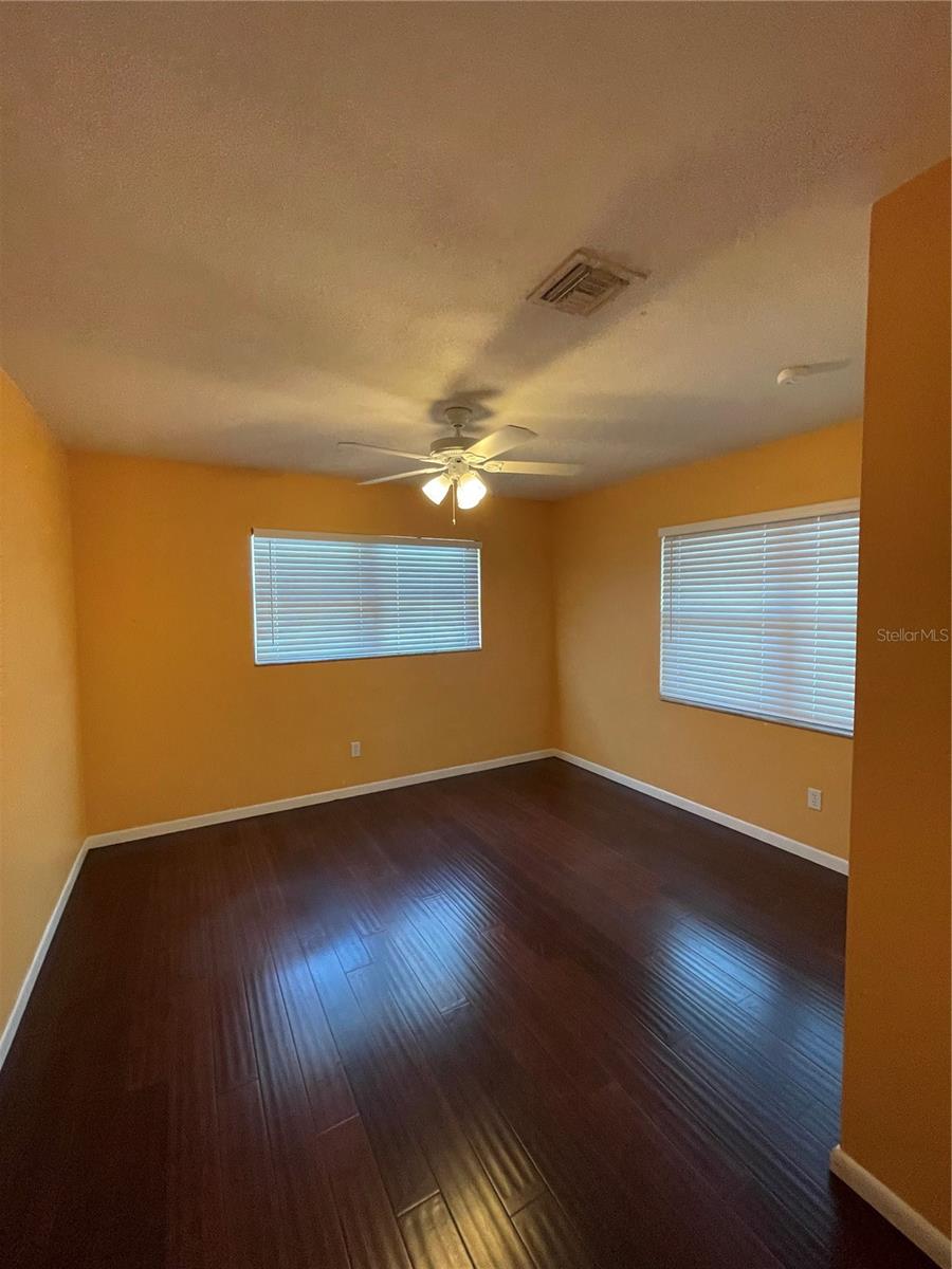 Image 14 of 19 For 3220 9th Avenue N