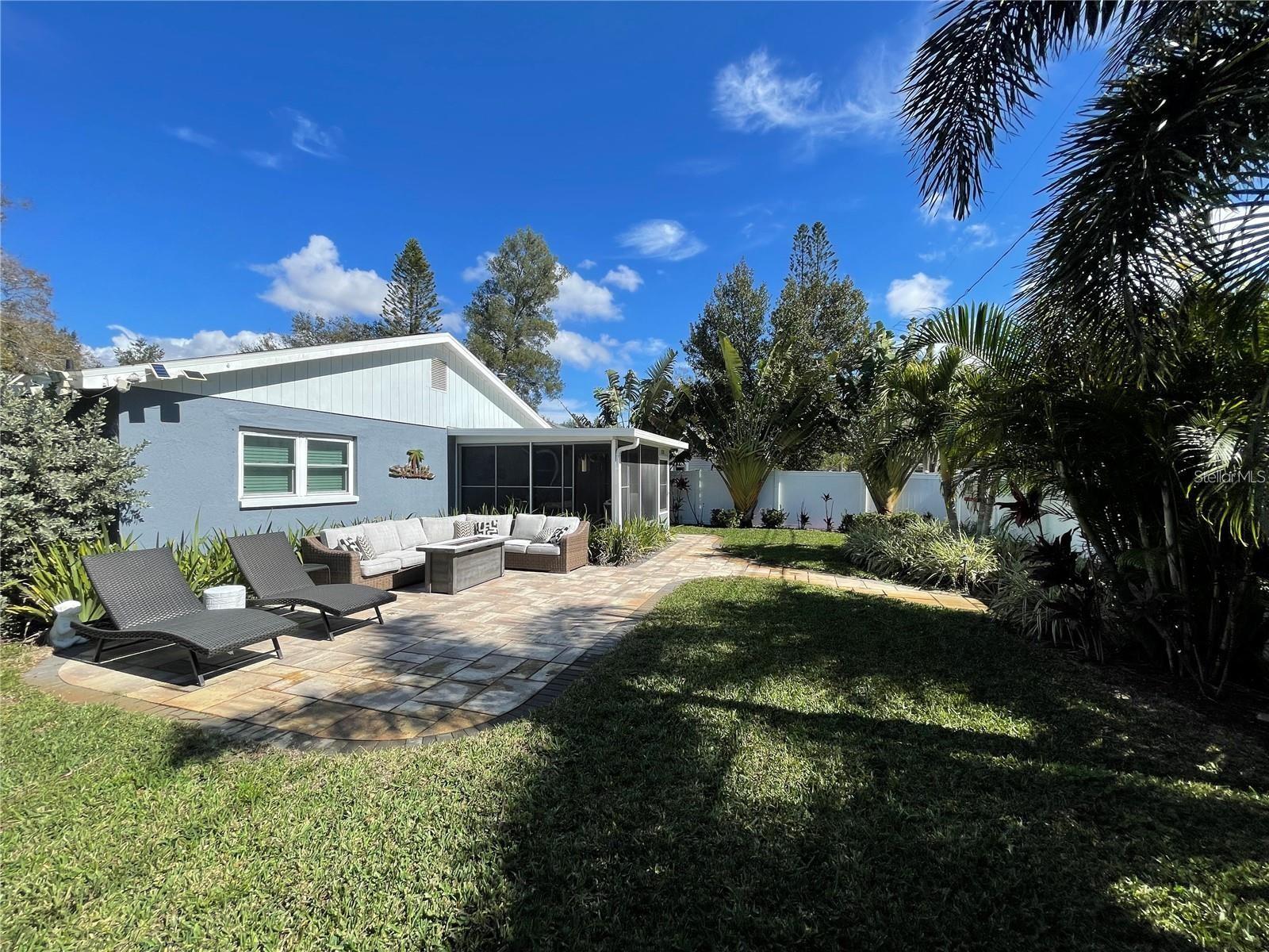 Image 16 of 19 For 3220 9th Avenue N