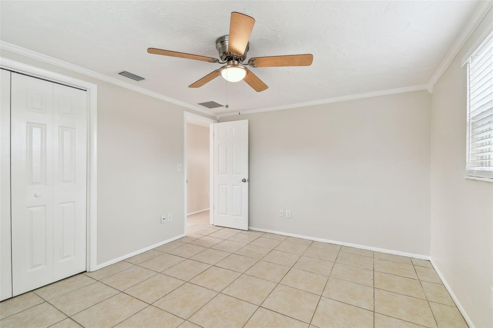 Image 14 of 56 For 4541 Daphne Street