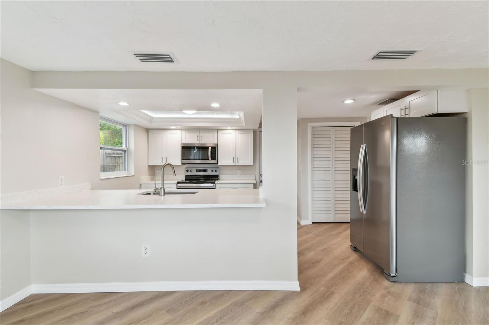Image 33 of 56 For 4541 Daphne Street