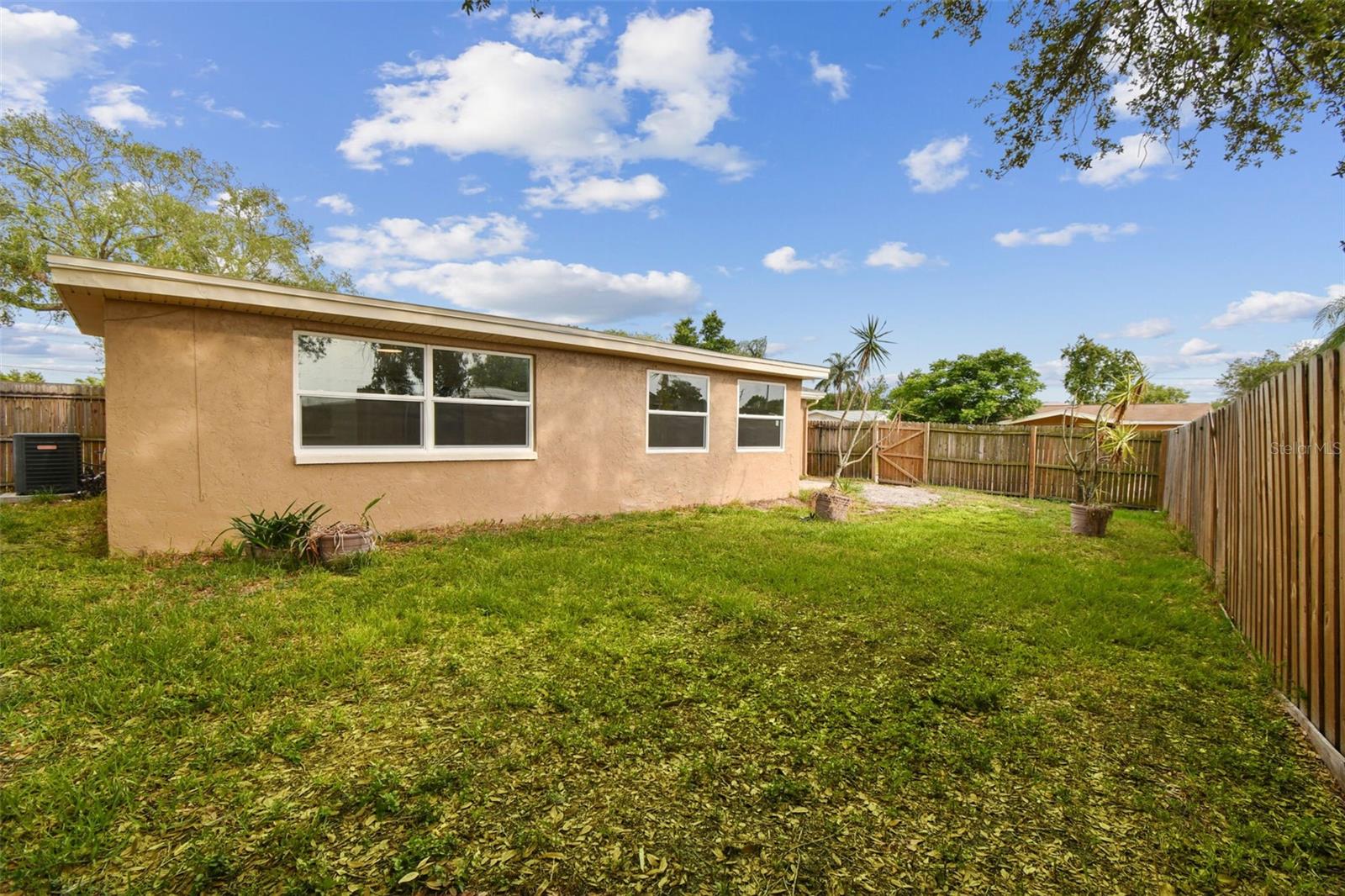 Image 45 of 56 For 4541 Daphne Street