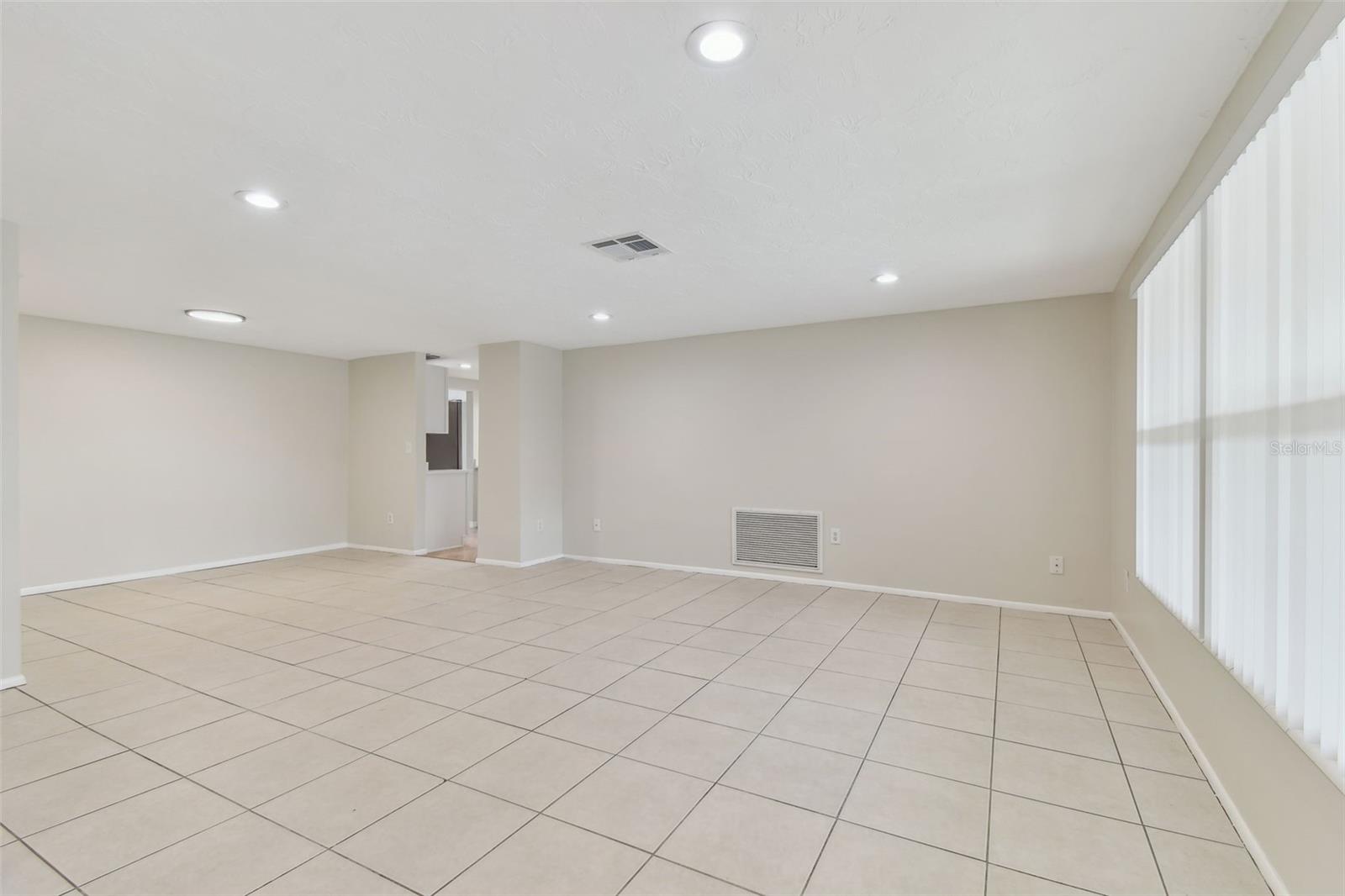 Image 6 of 56 For 4541 Daphne Street