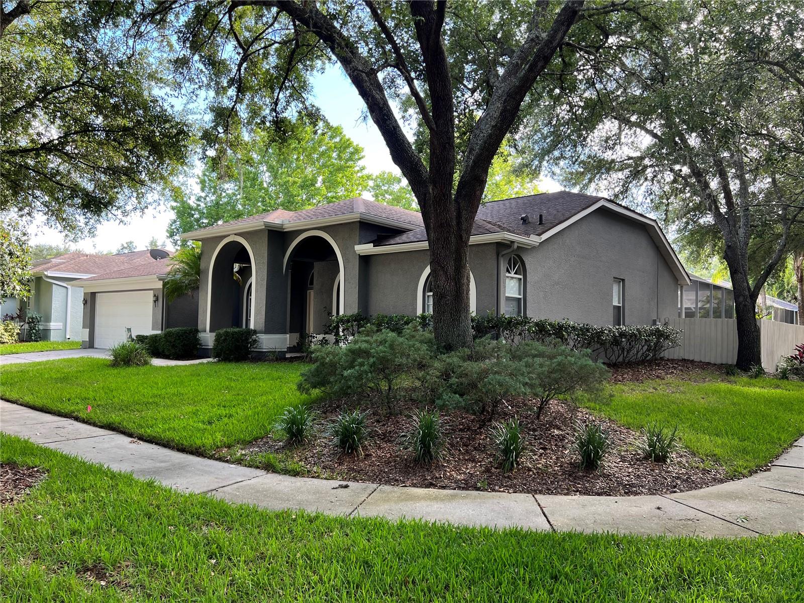 Details for 17712 Hampshire Oak Drive, TAMPA, FL 33647