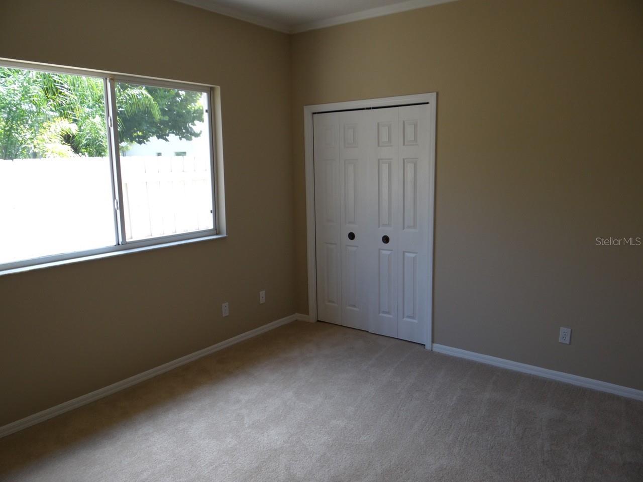 Image 11 of 18 For 17712 Hampshire Oak Drive