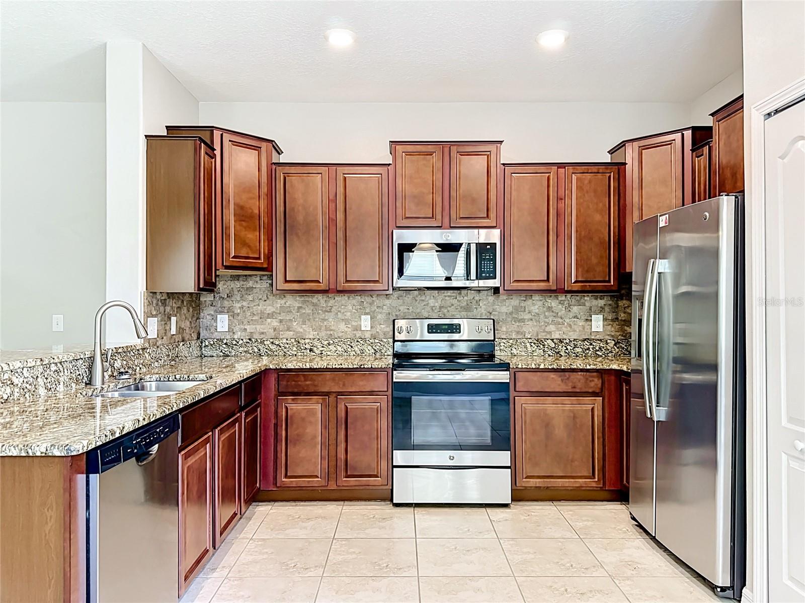 Image 15 of 40 For 2130 Golden Falcon Drive