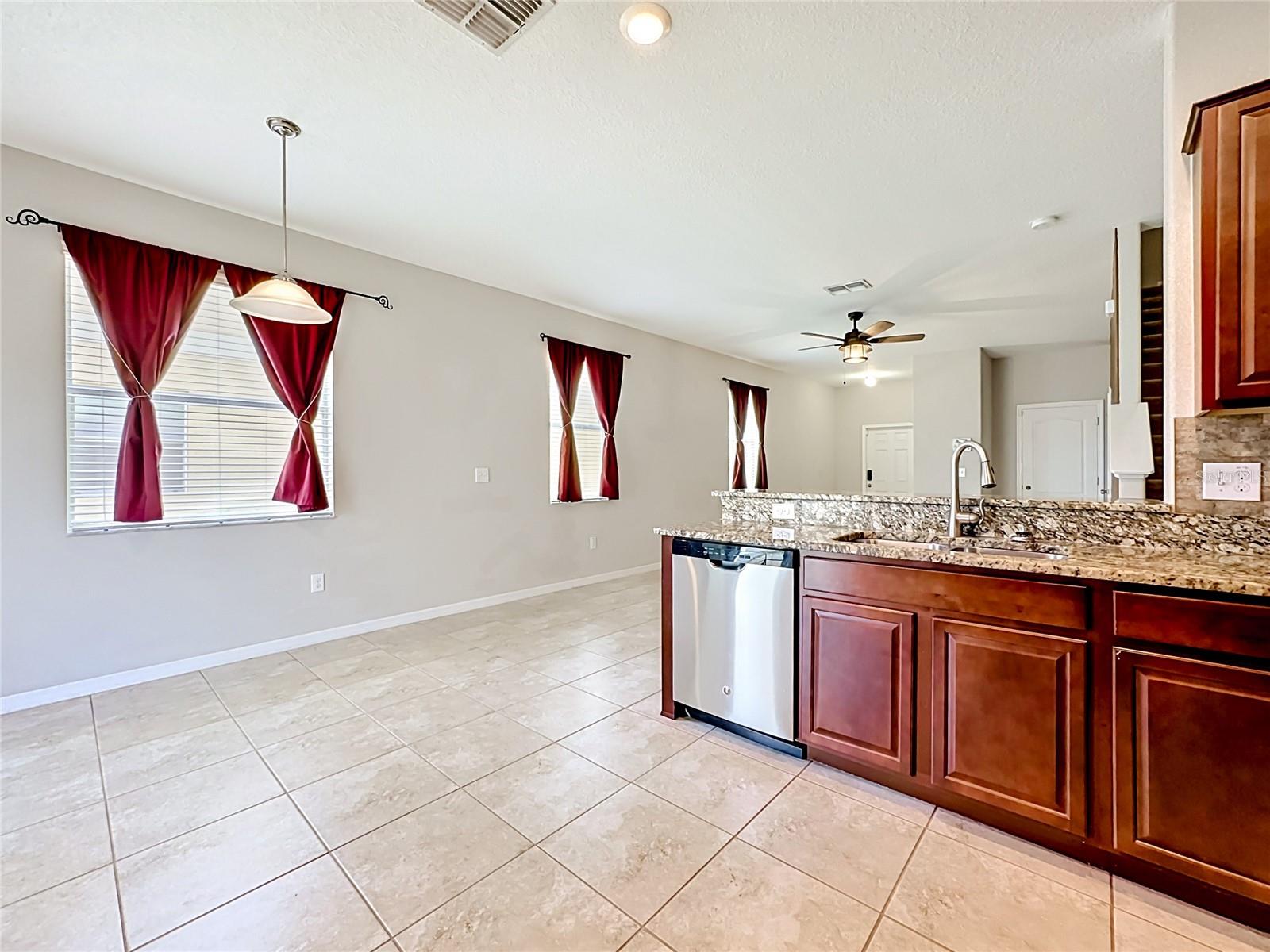 Image 17 of 40 For 2130 Golden Falcon Drive