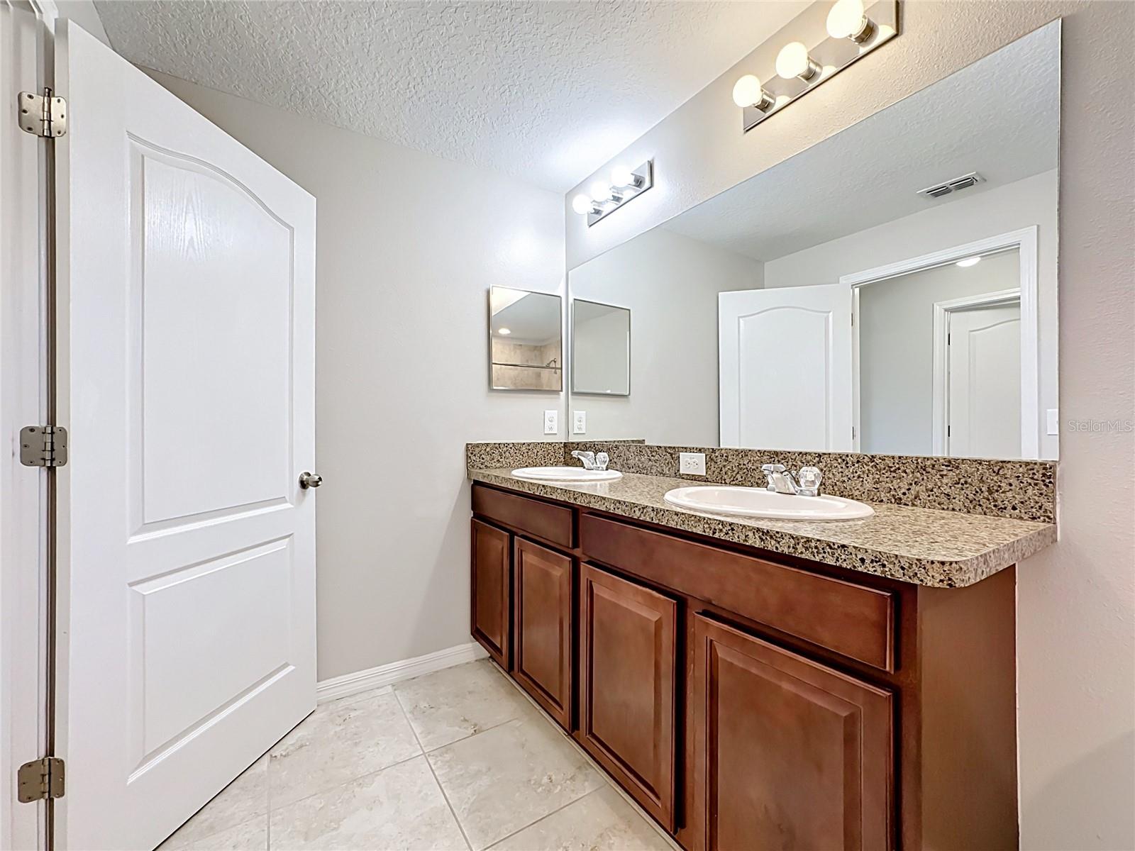 Image 29 of 40 For 2130 Golden Falcon Drive