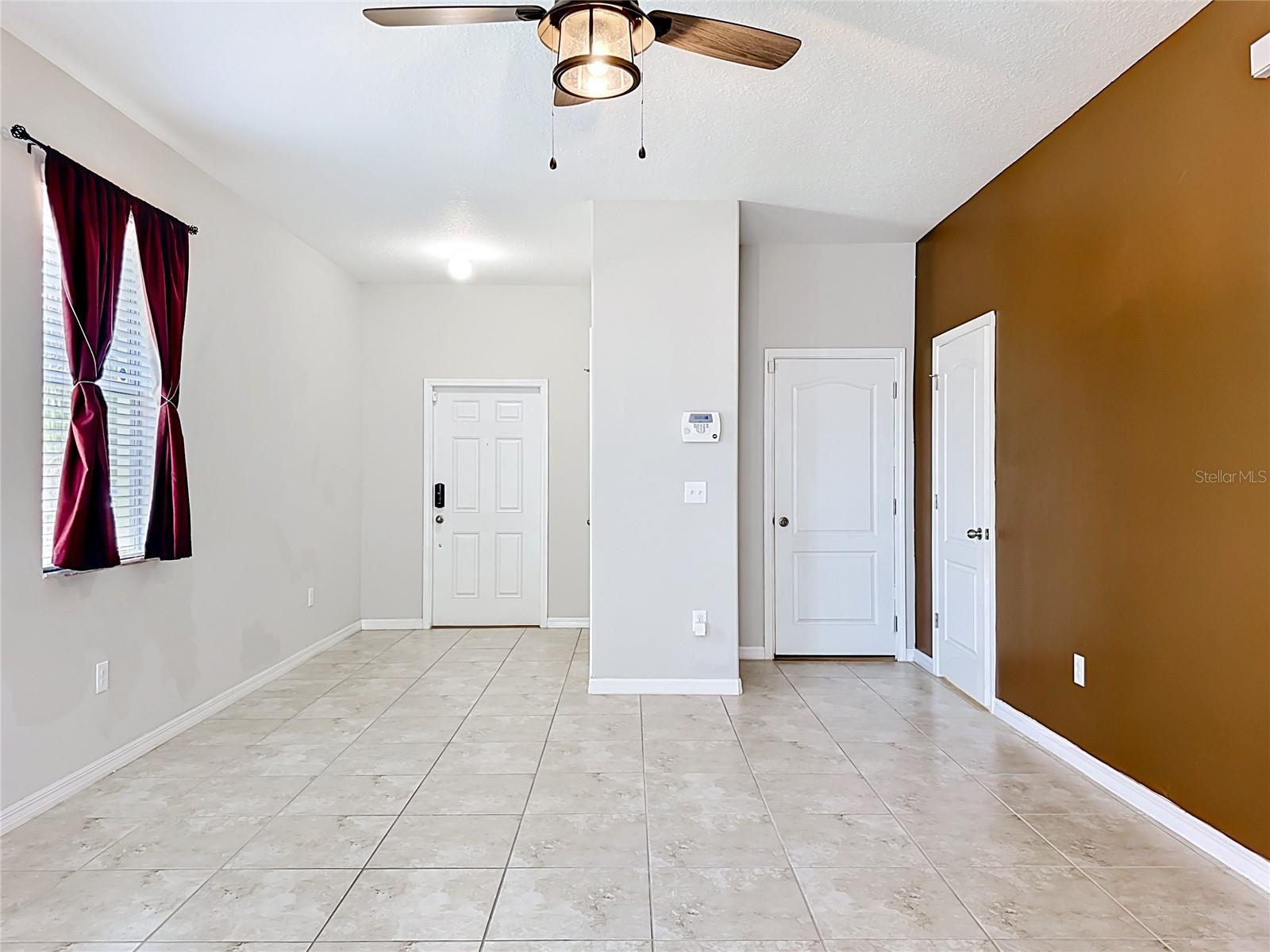 Image 4 of 40 For 2130 Golden Falcon Drive