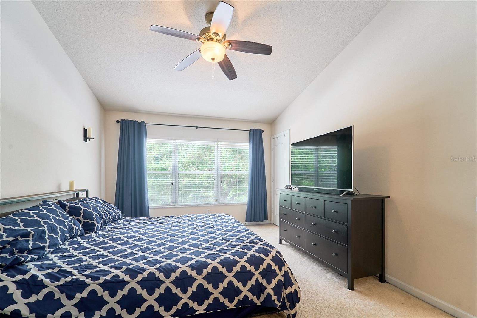 Image 20 of 43 For 5014 Pond Ridge Road