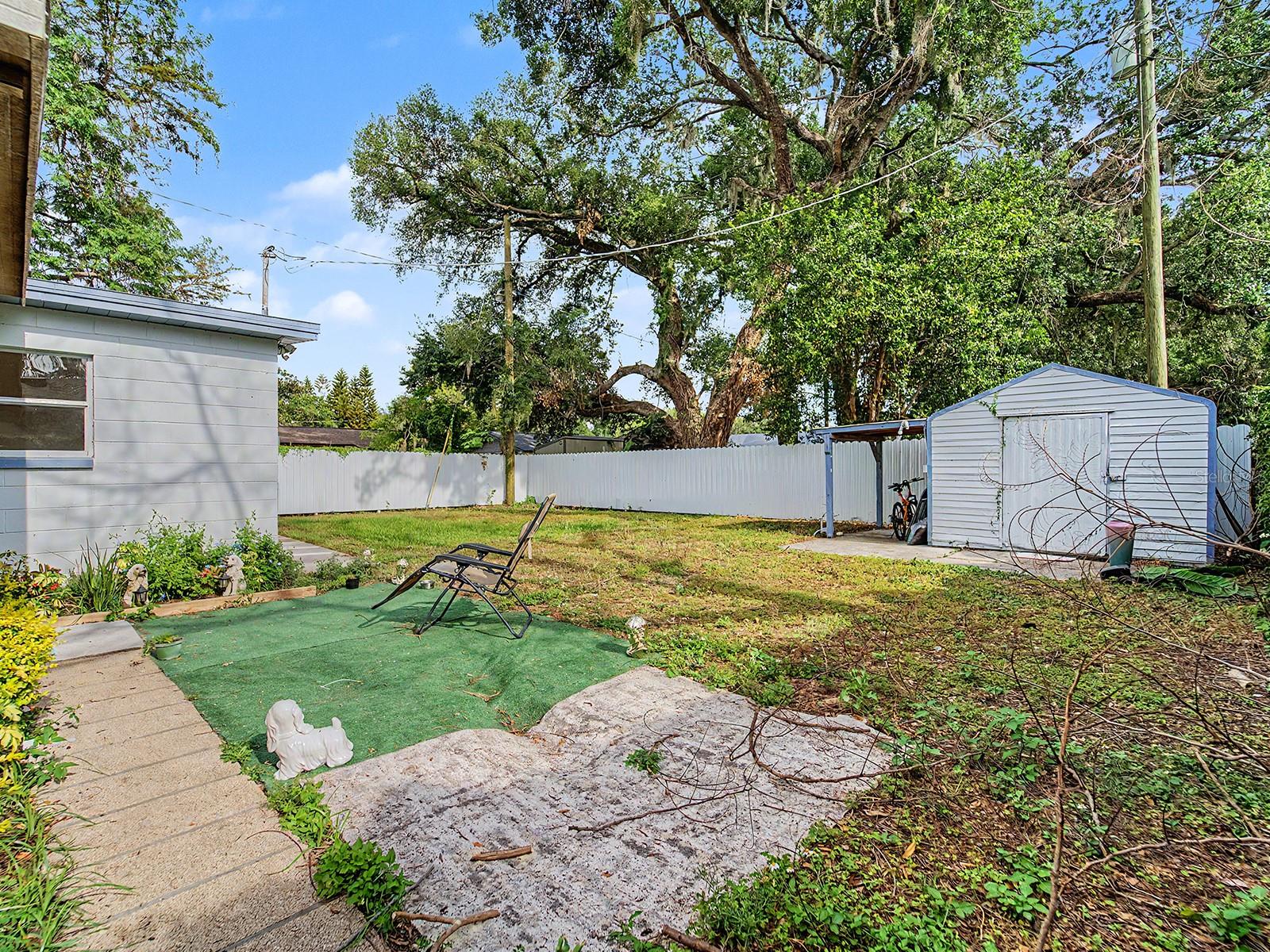 Image 36 of 47 For 609 Fairmont Drive