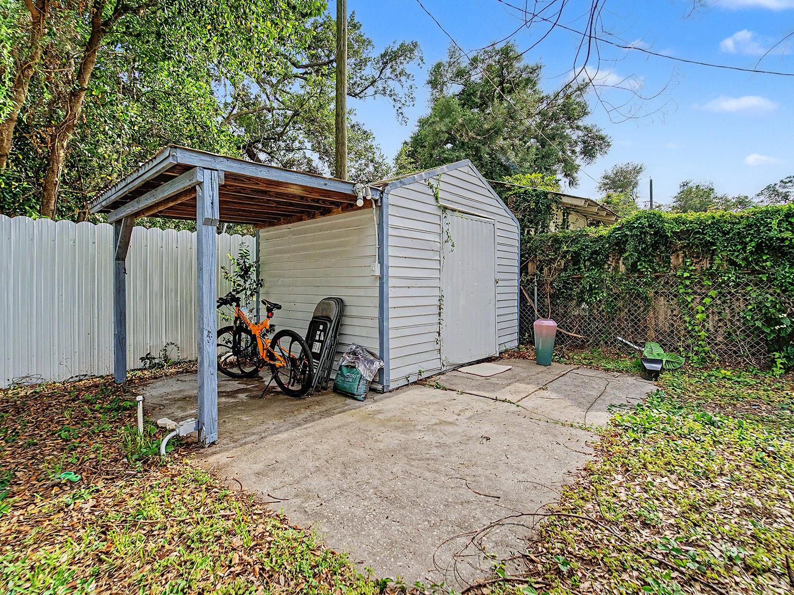 Image 37 of 47 For 609 Fairmont Drive