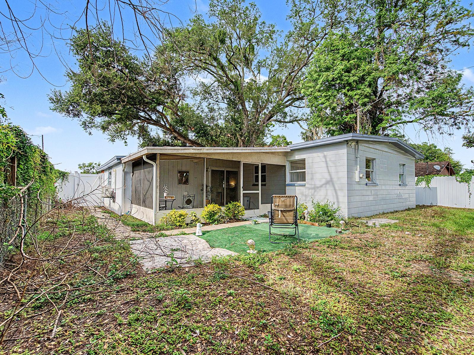 Image 42 of 47 For 609 Fairmont Drive