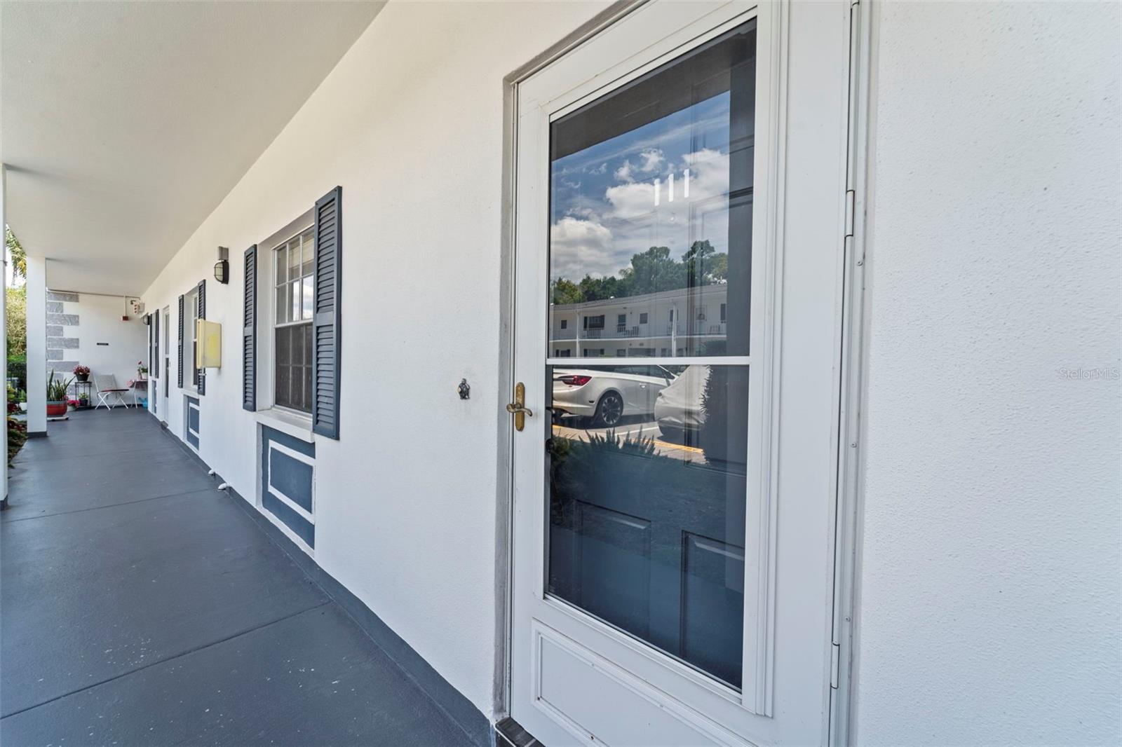 Image 2 of 50 For 400 Glennes Lane 111