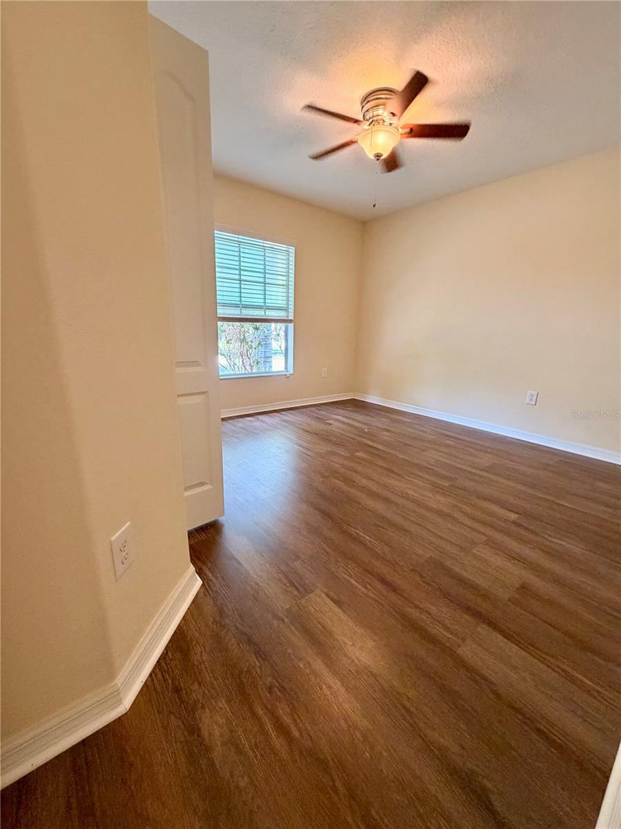Image 11 of 17 For 13181 Royal Pines Avenue
