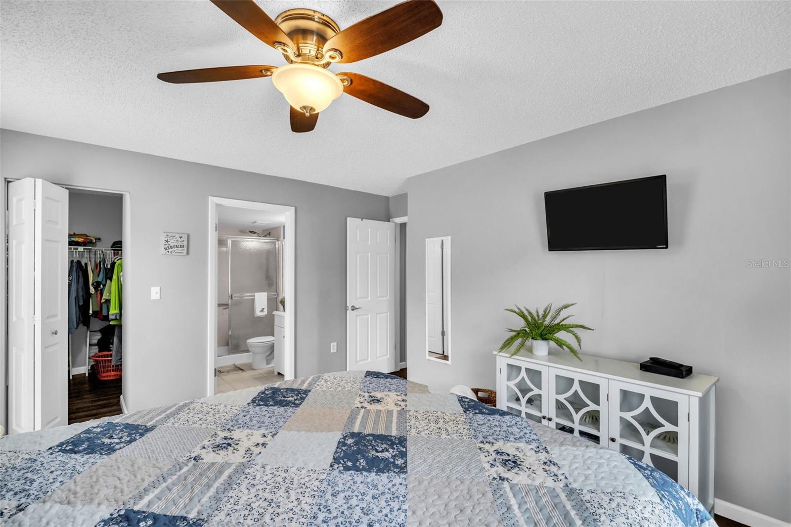Image 18 of 32 For 2642 Pine Ridge Way S G2