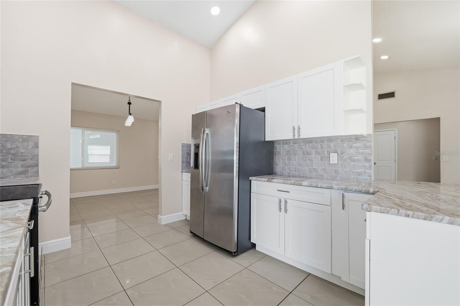 Image 14 of 51 For 11807 Nicklaus Circle