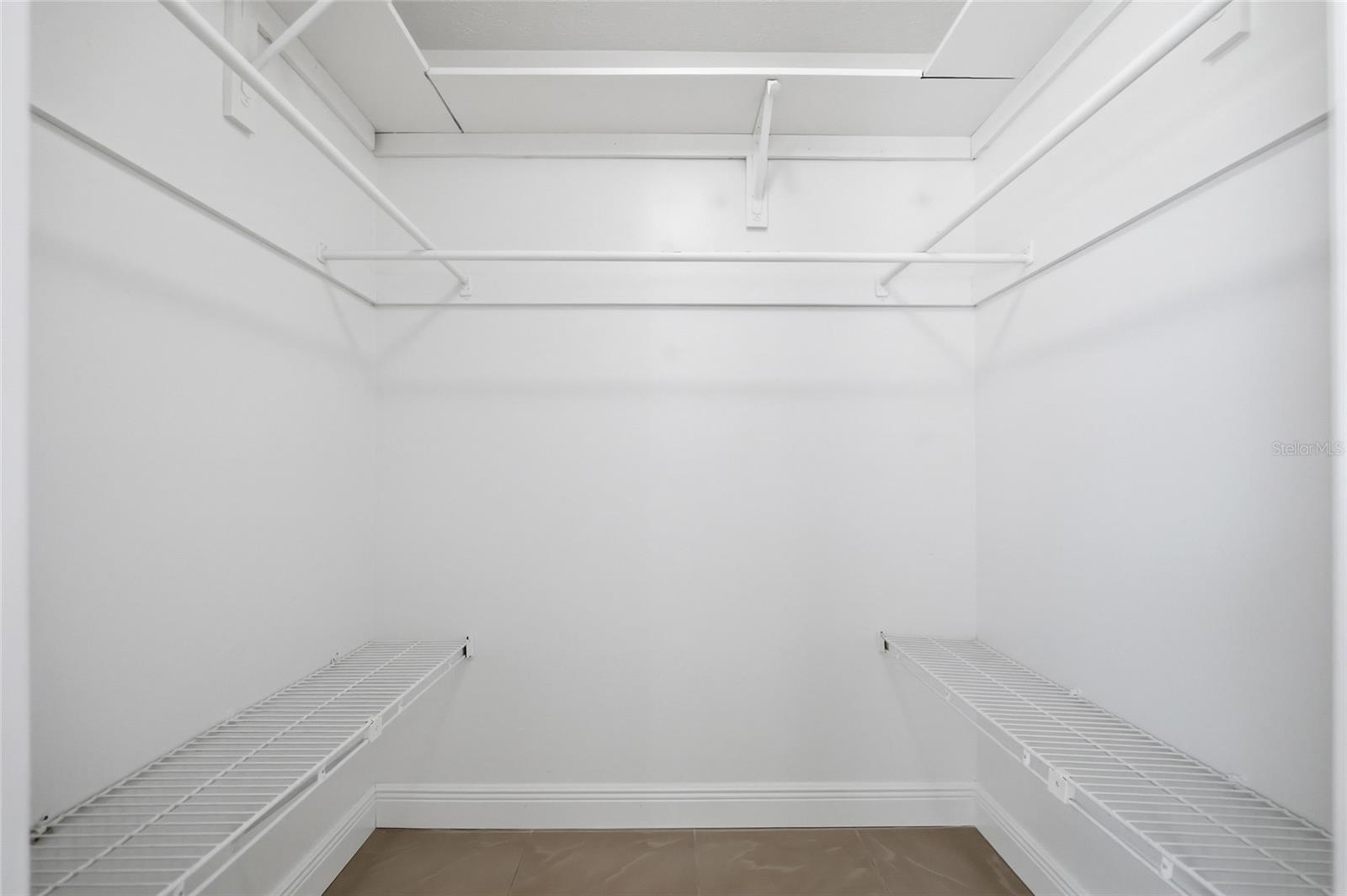 Image 20 of 51 For 11807 Nicklaus Circle