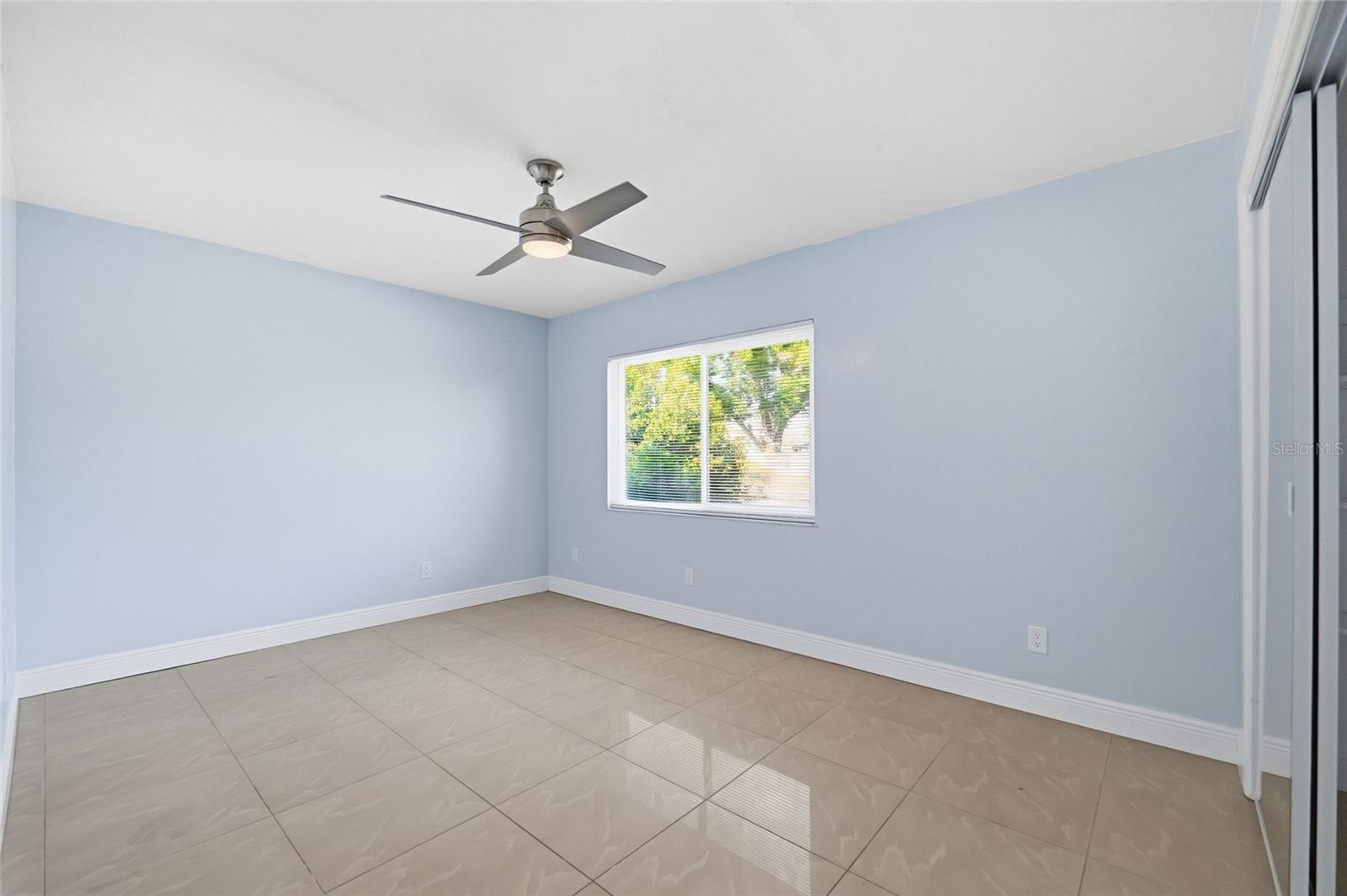 Image 22 of 51 For 11807 Nicklaus Circle