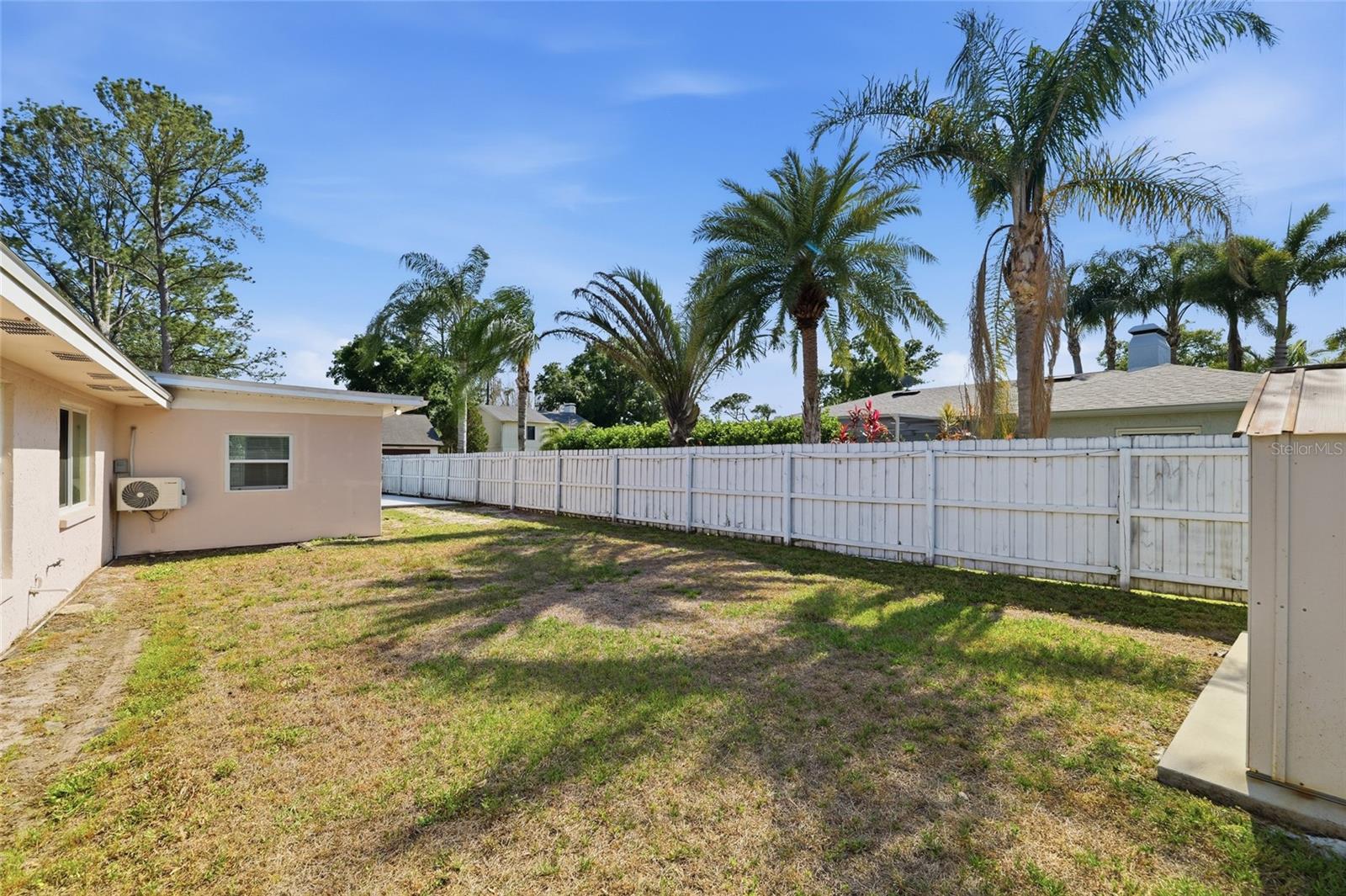 Image 39 of 51 For 11807 Nicklaus Circle