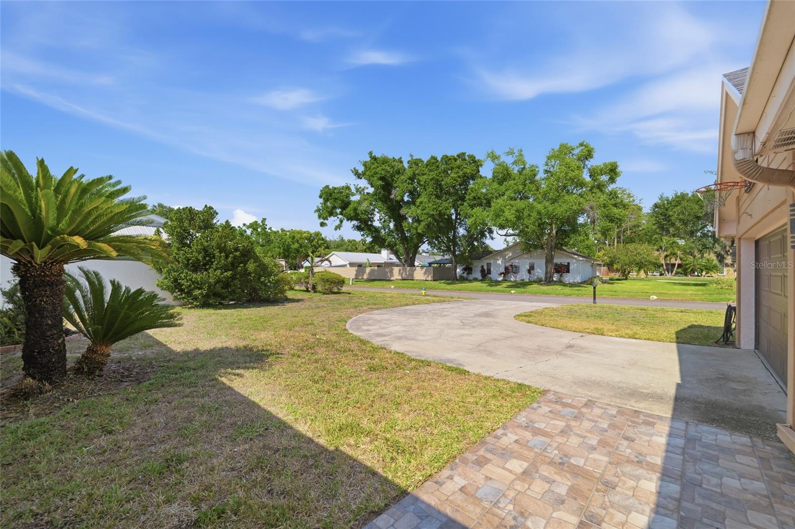 Image 41 of 51 For 11807 Nicklaus Circle