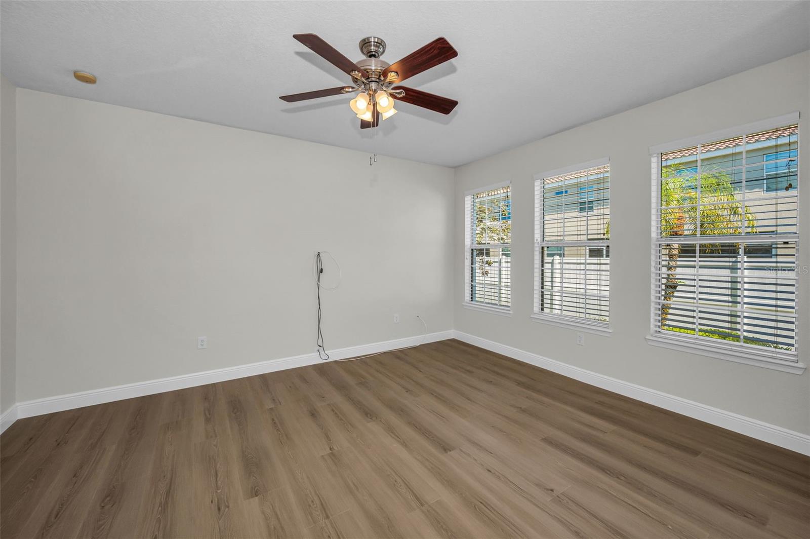 Image 12 of 66 For 617 52nd Avenue N