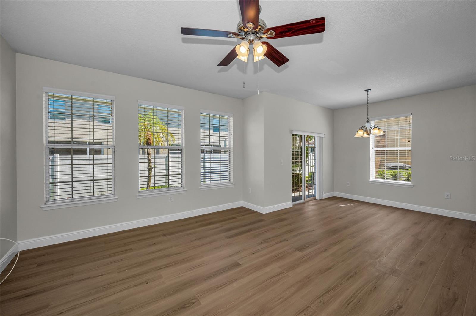 Image 13 of 66 For 617 52nd Avenue N