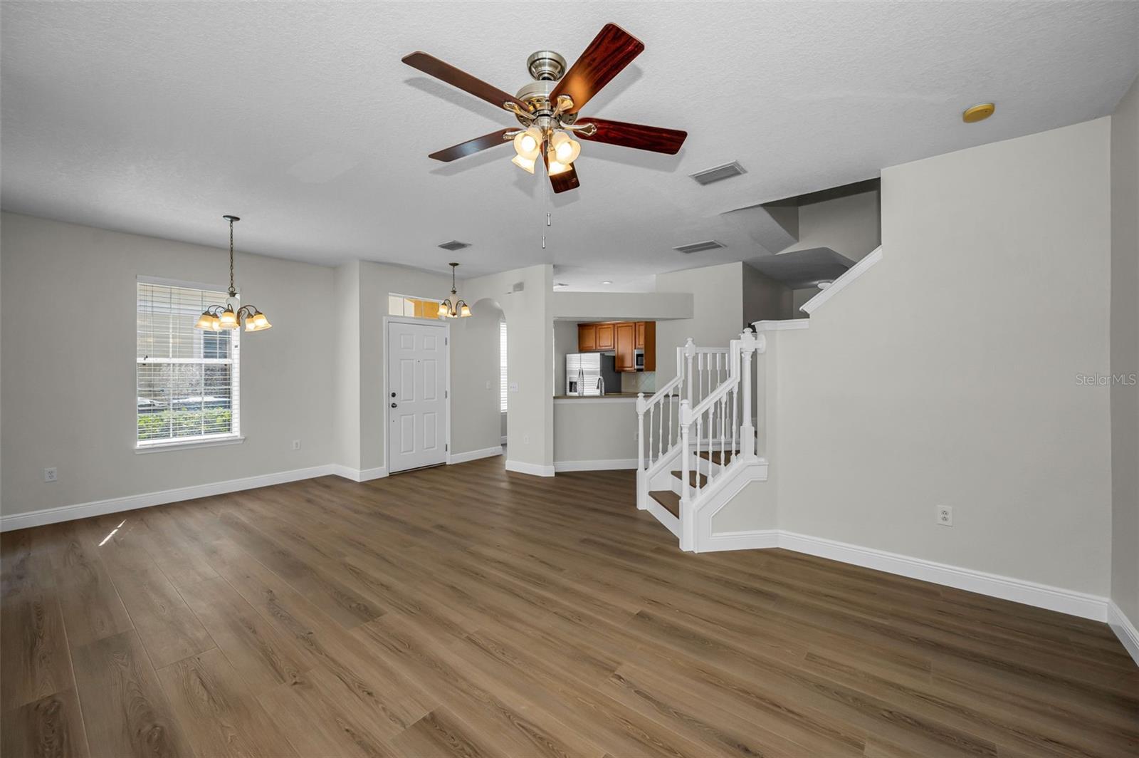 Image 14 of 66 For 617 52nd Avenue N