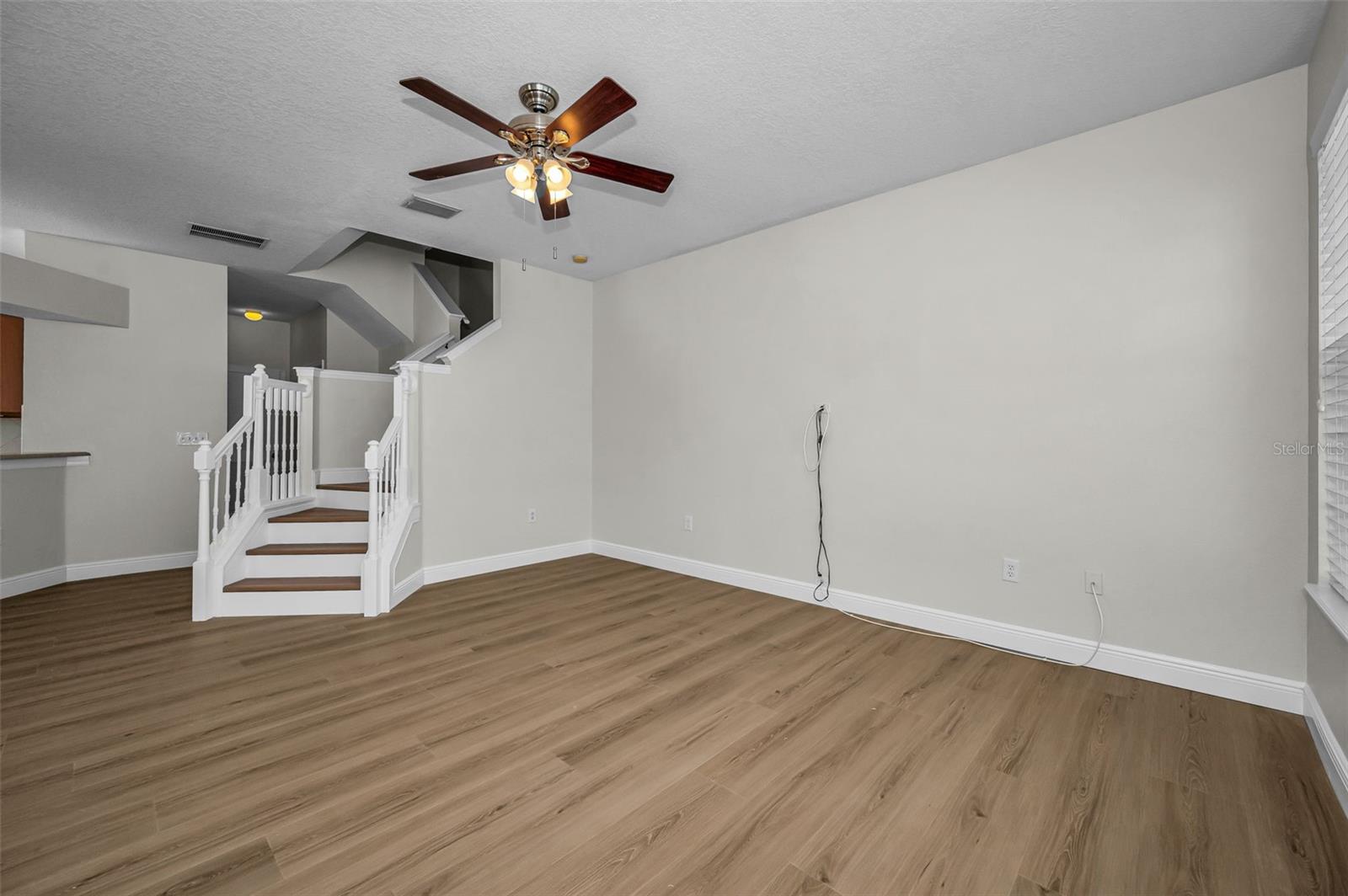 Image 15 of 66 For 617 52nd Avenue N