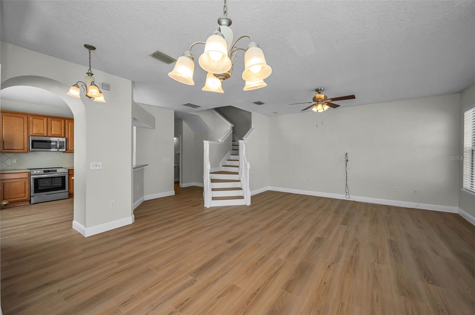 Image 18 of 66 For 617 52nd Avenue N