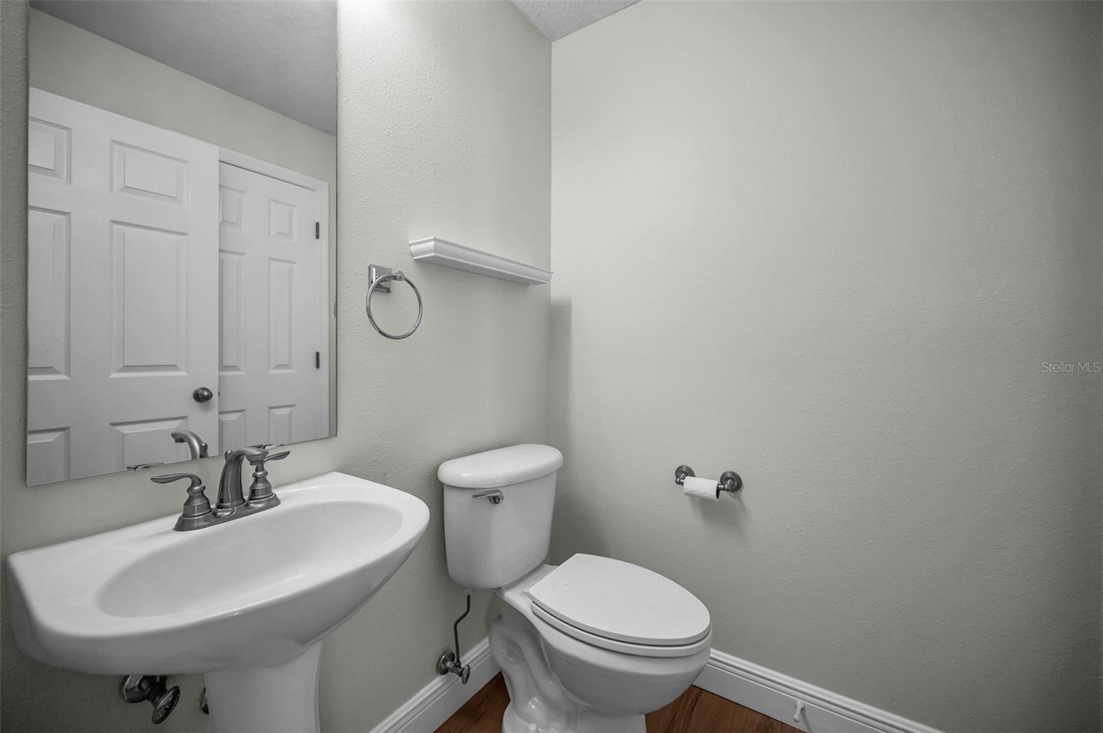 Image 20 of 66 For 617 52nd Avenue N