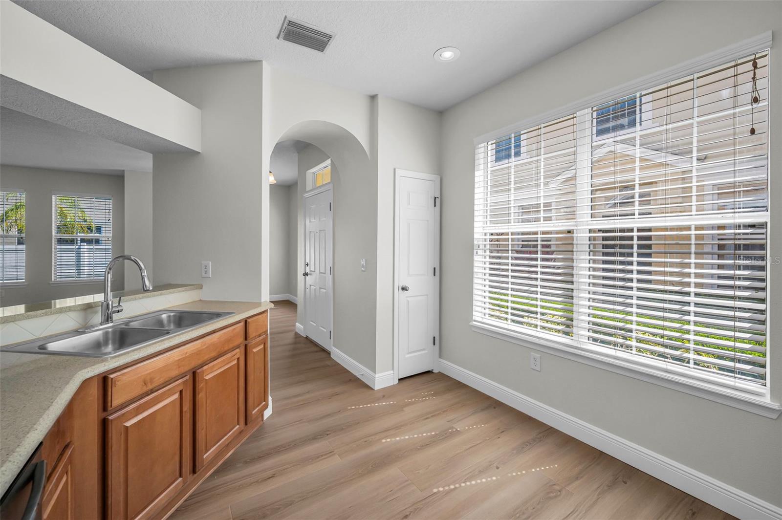 Image 25 of 66 For 617 52nd Avenue N