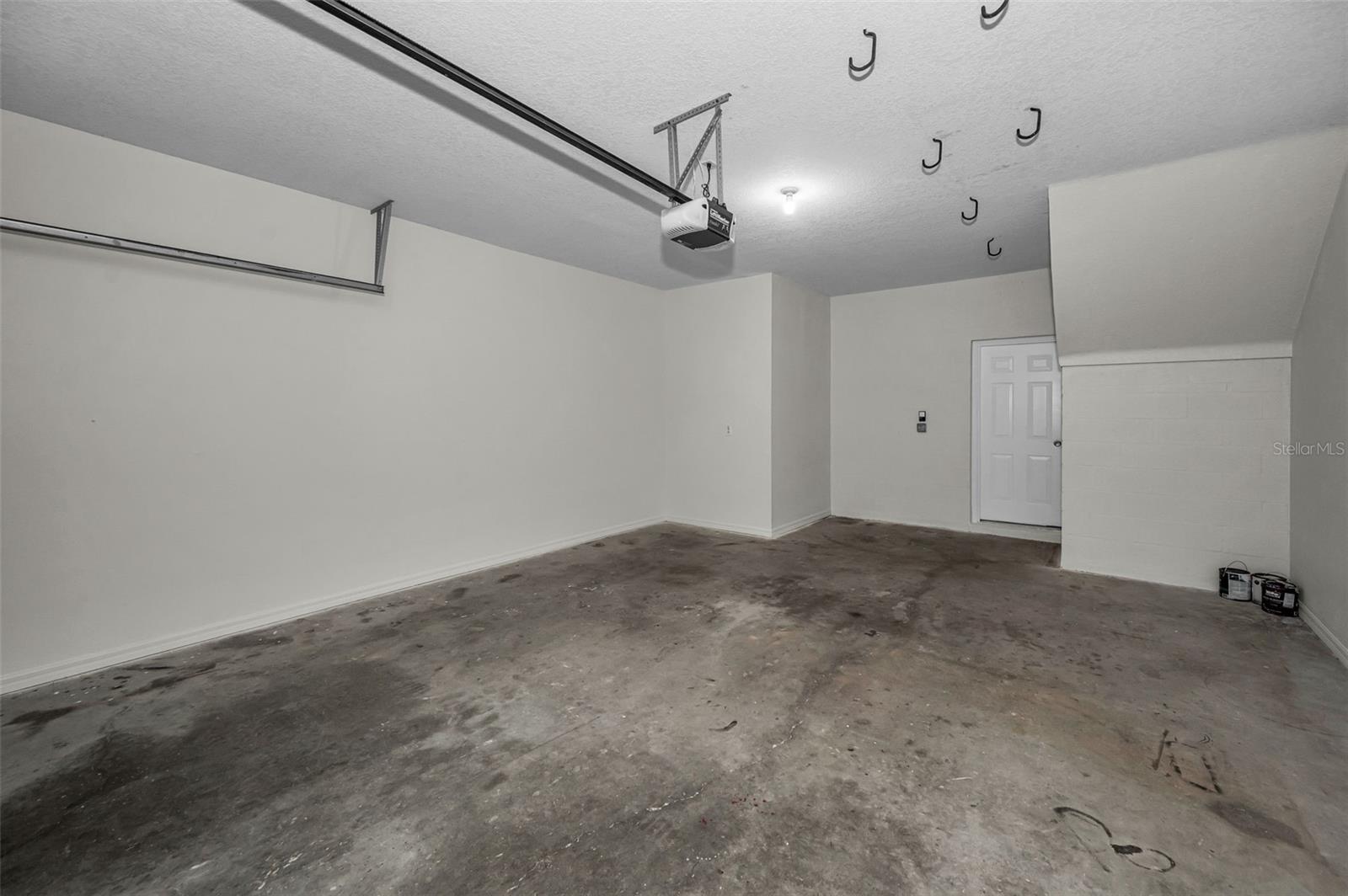 Image 44 of 66 For 617 52nd Avenue N